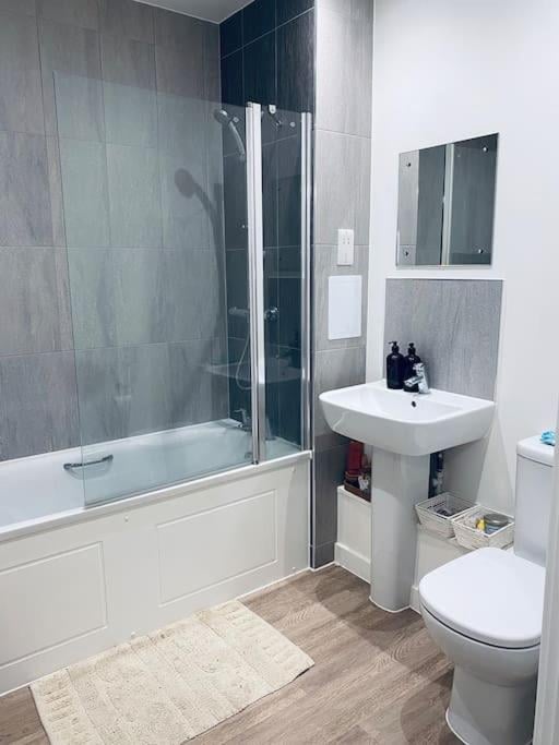 Stunning 1 Bed Luxury Apartment, Erith, foto 4