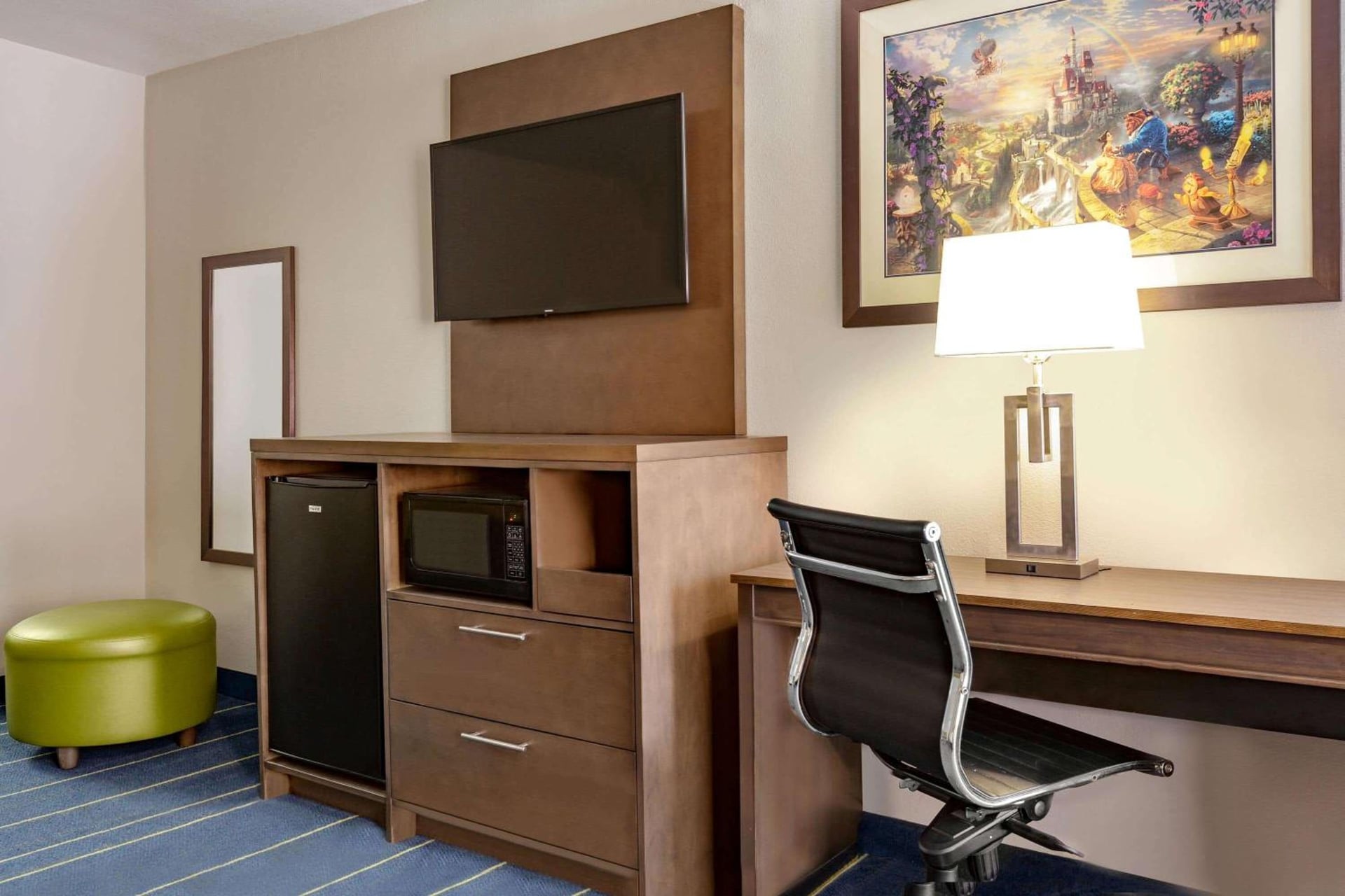 Days Inn & Suites by Wyndham Anaheim At Disneyland Park, Anaheim, foto 3