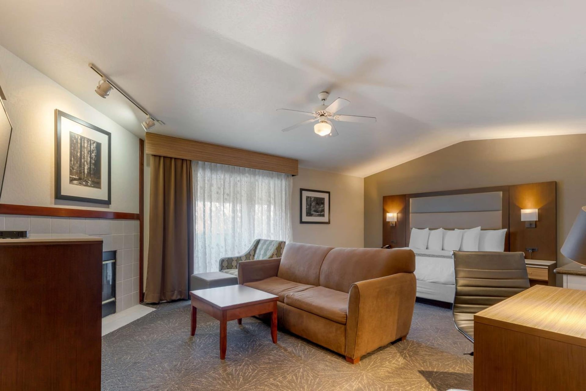 Best Western Plus Forest Park Inn, Gilroy, foto 5