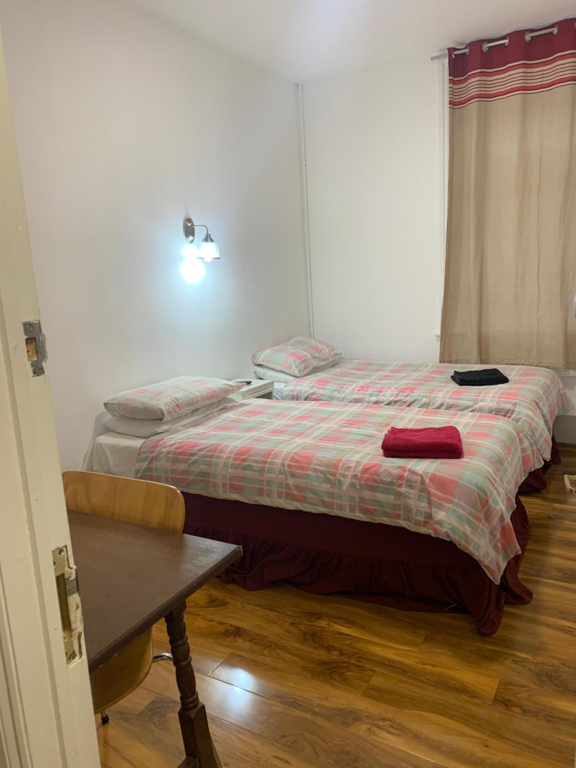 The Dharma Lodge, Enfield, foto 5