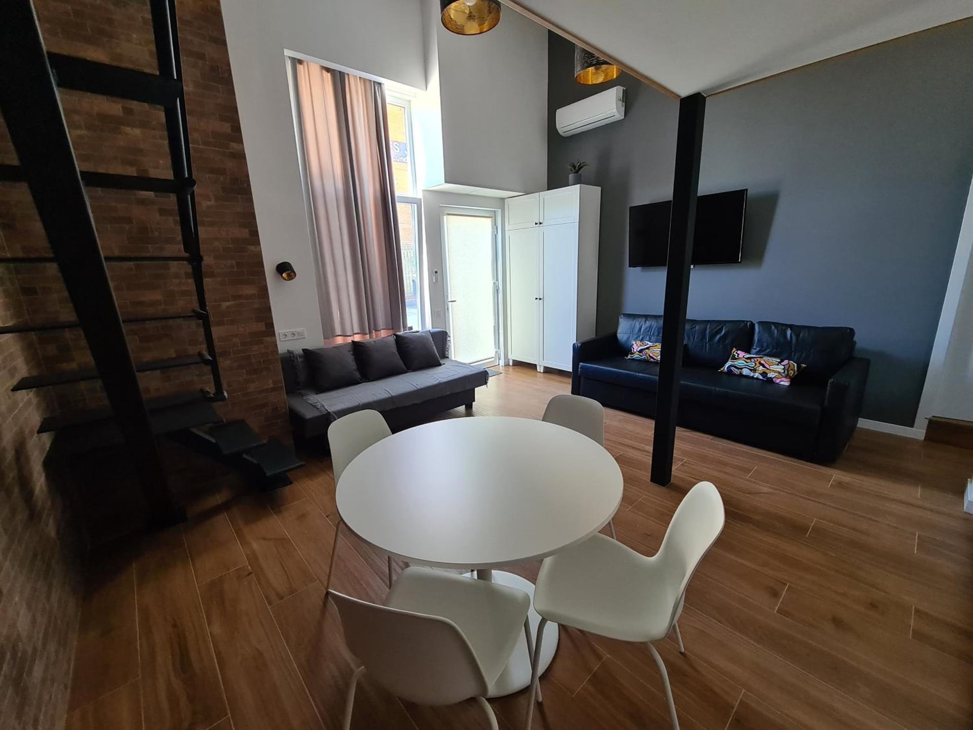 Hlius Brand New Apartments, Valencia, foto 4