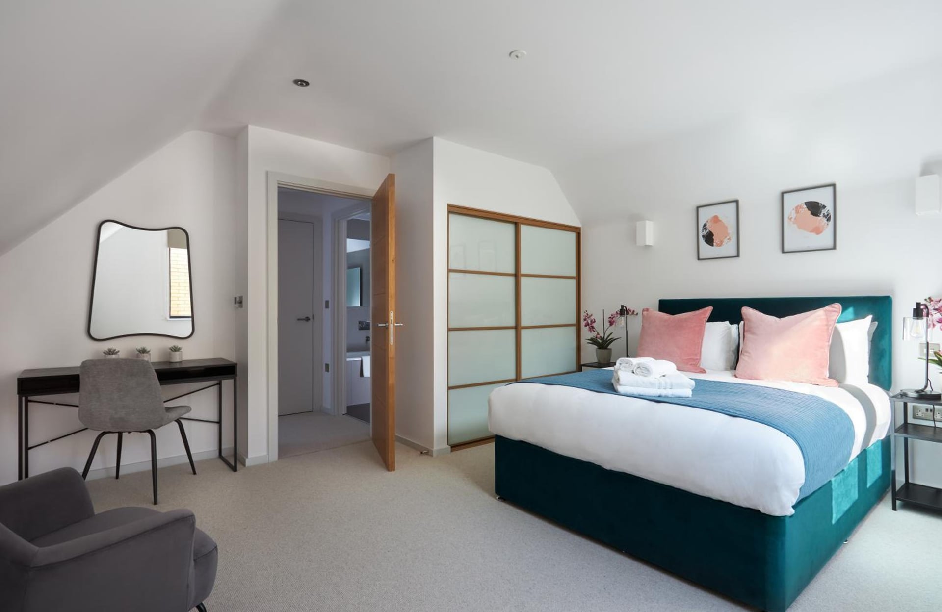 Hammersmith Mews by Viridian Apartments, London, foto 4