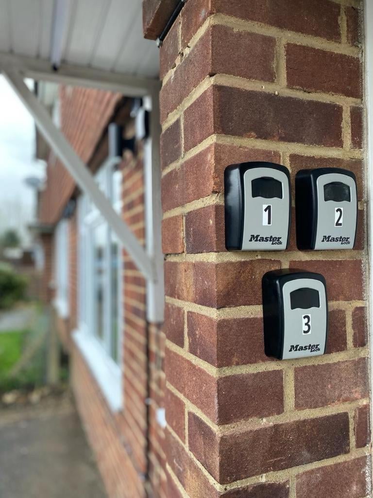 Gatwick Deluxe En-suite Rooms, Horley, foto 4