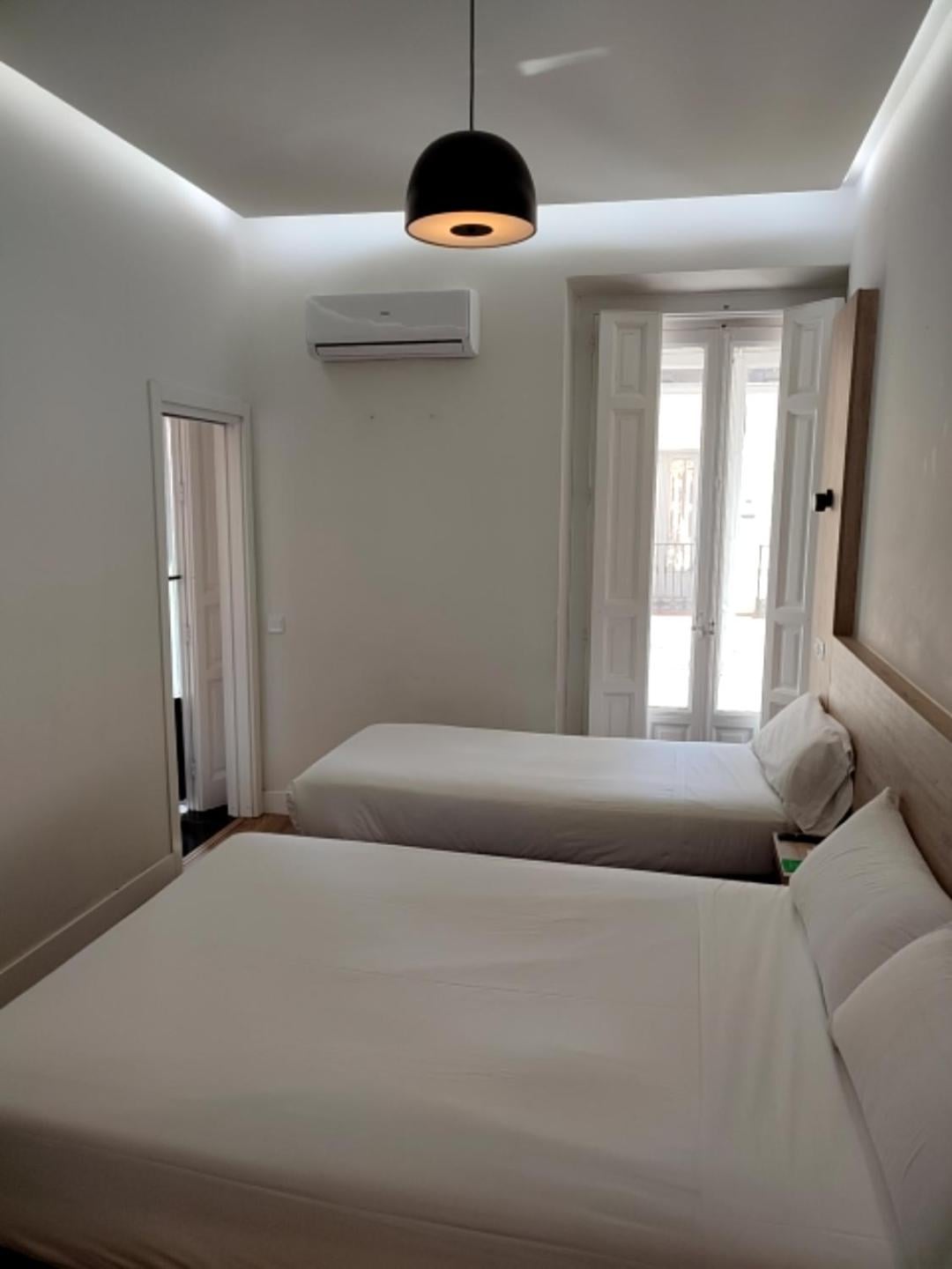 Hostal Manuela by gaiarooms, Madrid, foto 5