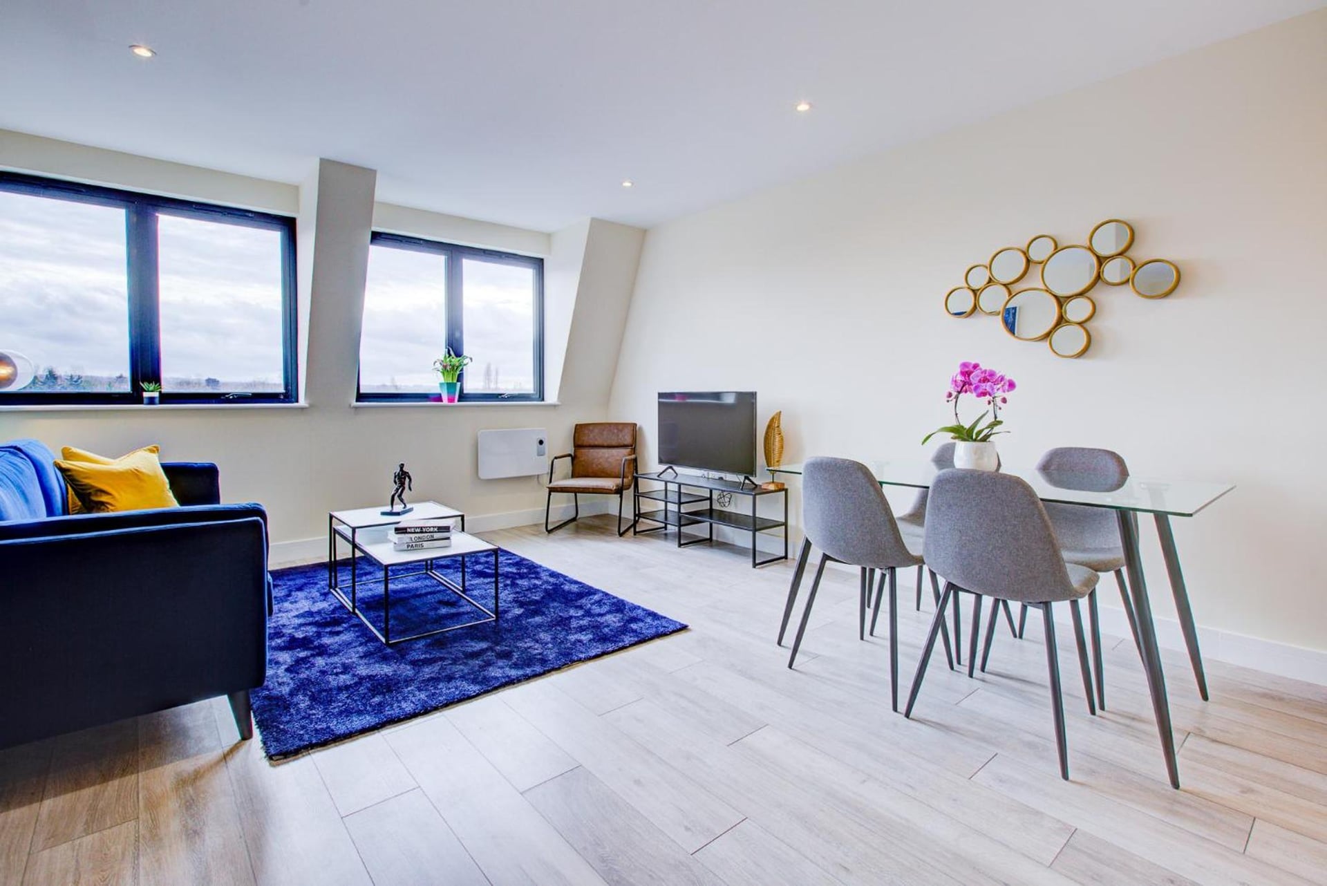 Hybrid Resi - London, Sutton, FREE on-site Car or Van parking, Cheam, foto 5