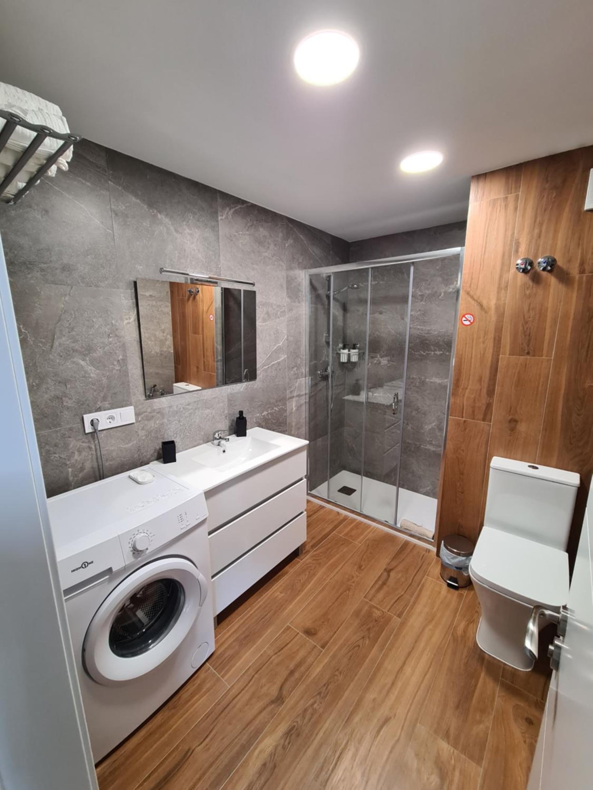 Hlius Brand New Apartments, Valencia, foto 5