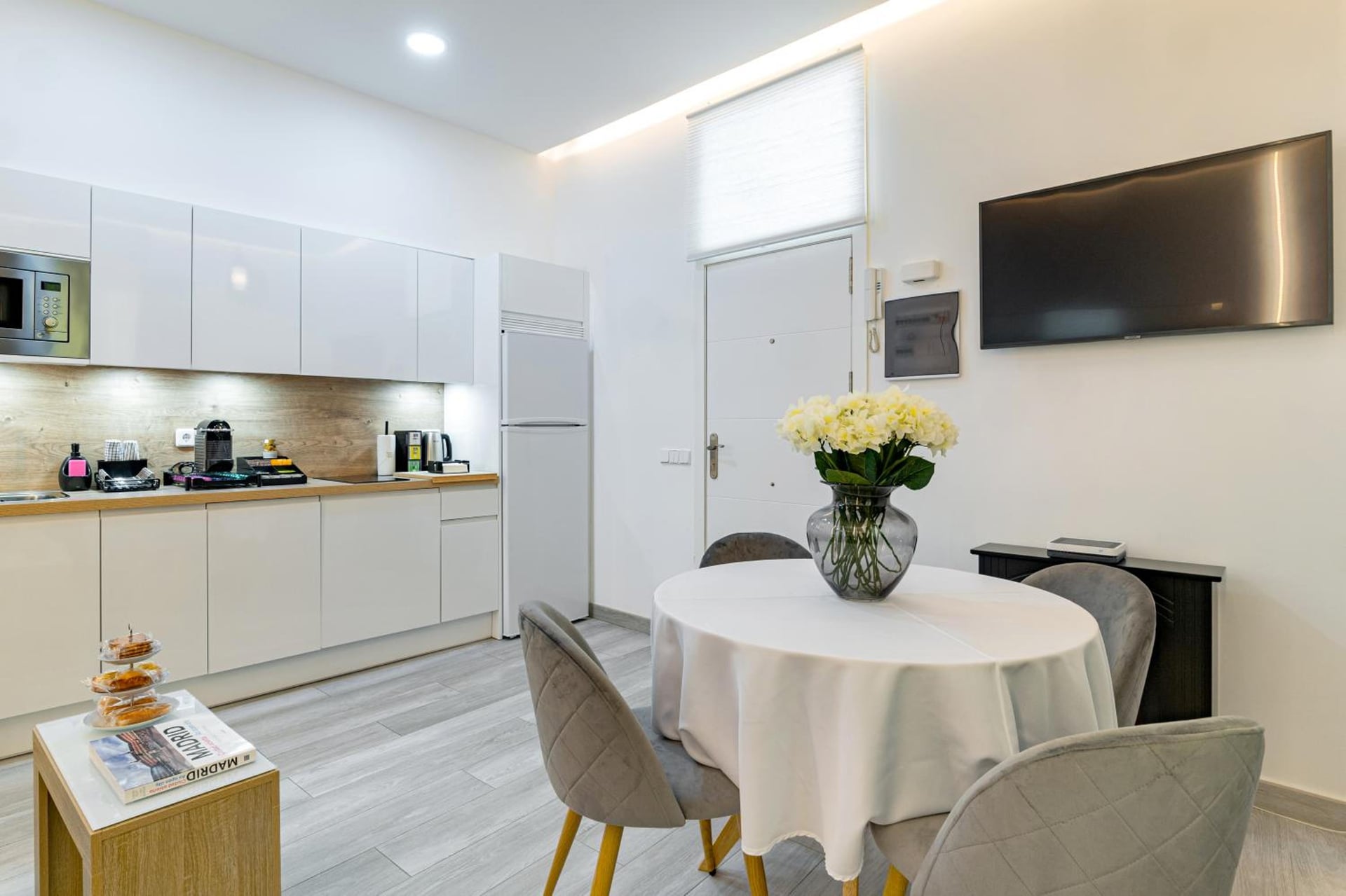 Precioso Apartamento cerca de la Puerta Del Sol, Madrid, foto 3