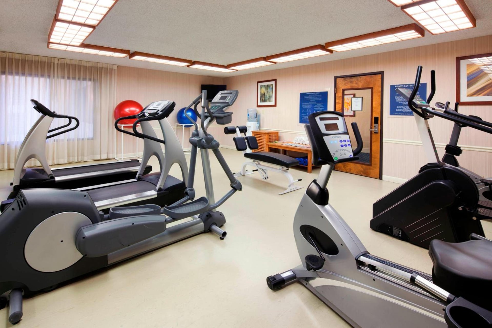 Four Points by Sheraton Bakersfield, Bakersfield, foto 4