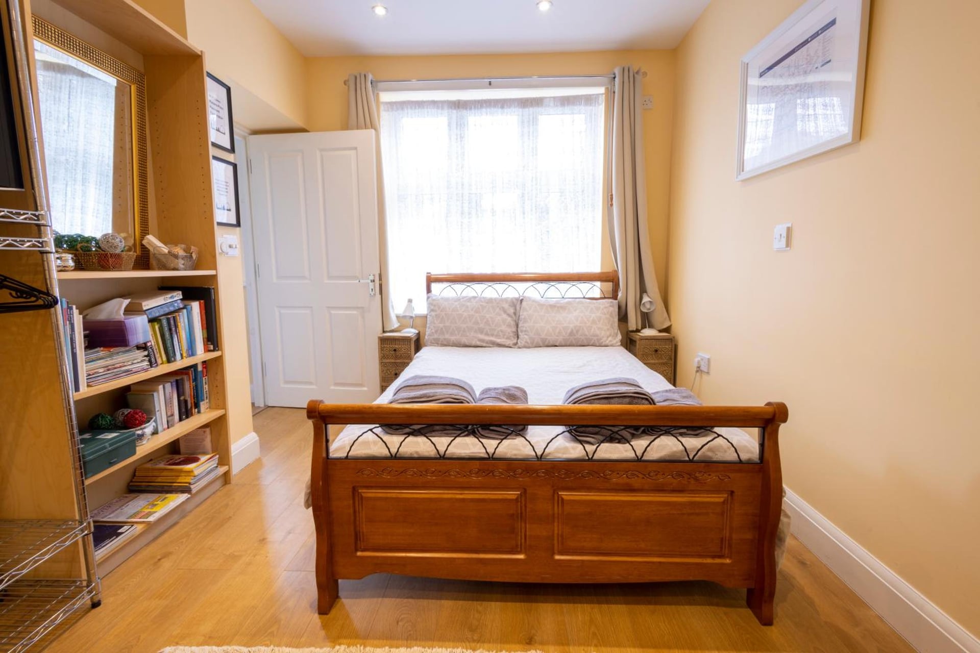 London VEGETARIAN Smoke & Pet Free En-suite with EV parking, Stone Grove, foto 5