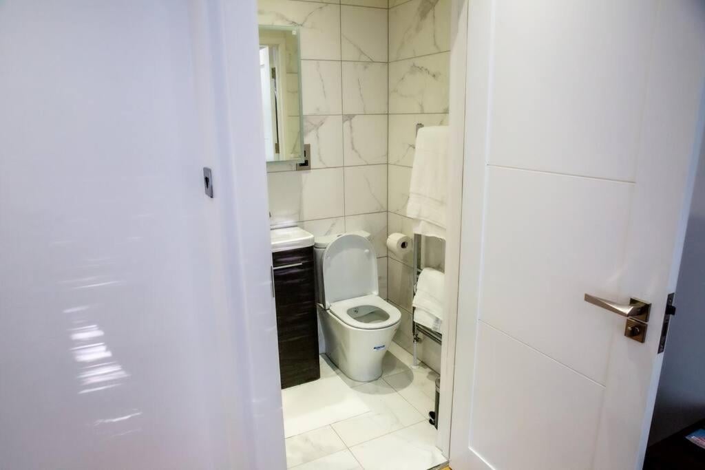Airy, 3 bedrooms, ensuite , central London flat, London, foto 4