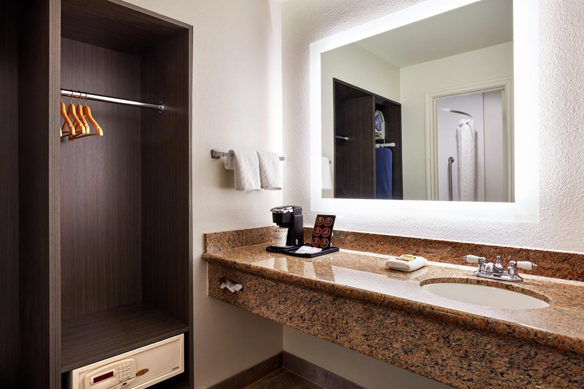 Best Western Plus Meridian Inn & Suites, Anaheim-Orange, Orange, foto 2