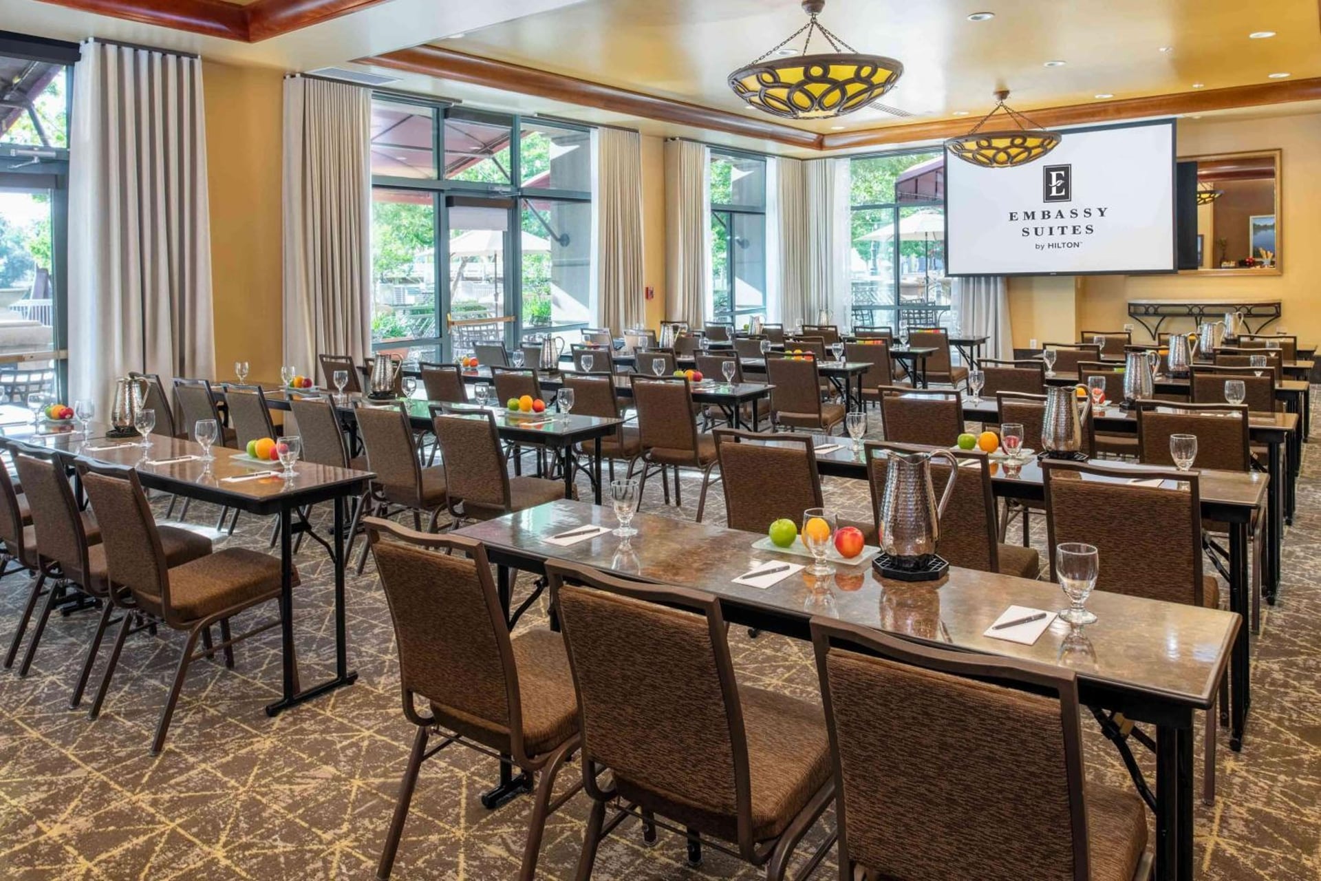 Embassy Suites by Hilton Sacramento Riverfront Promenade, Sacramento, foto 2