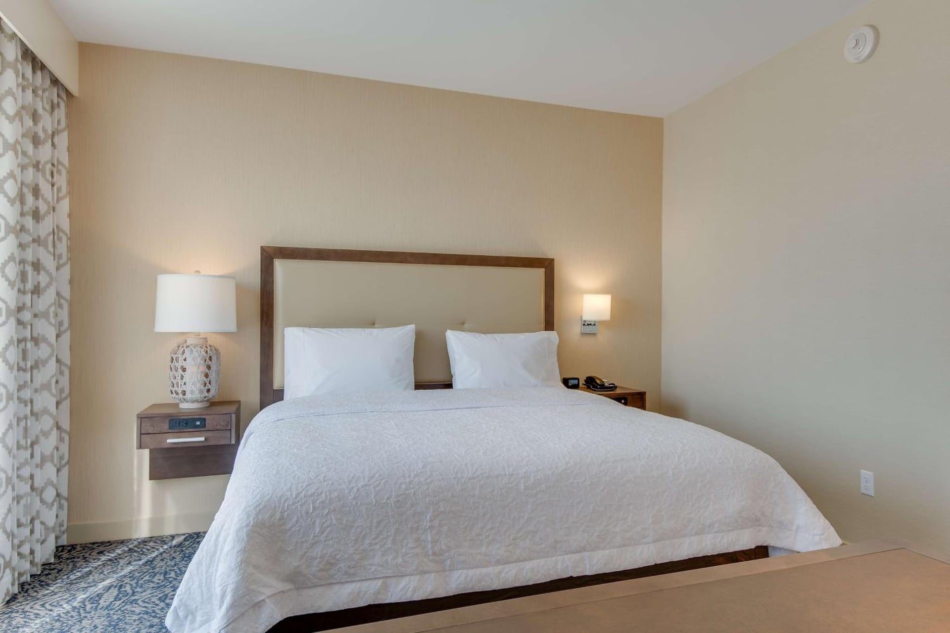Hampton Inn & Suites Los Angeles - Glendale, Glendale, foto 2