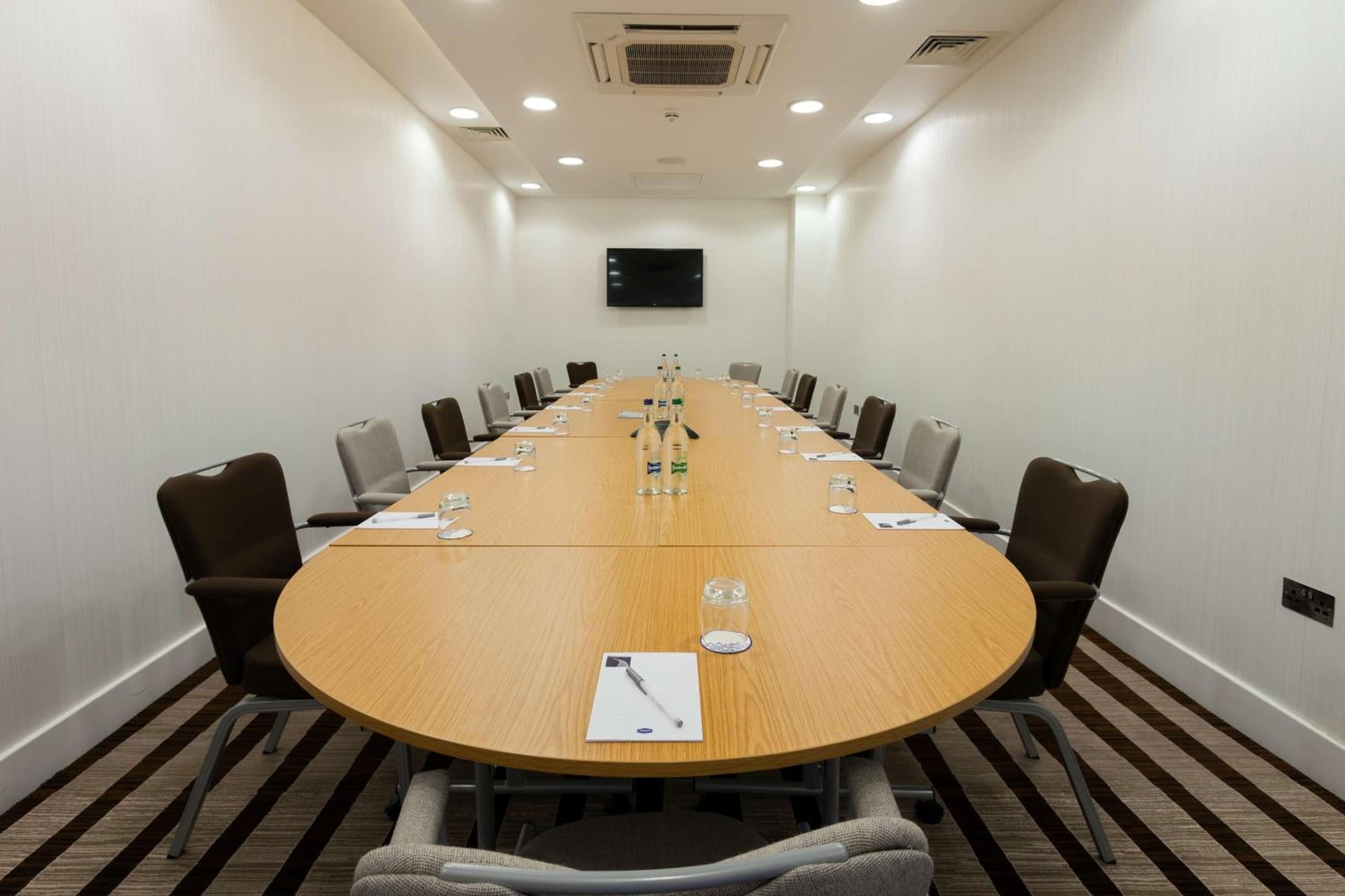 Hampton by Hilton London Gatwick Airport, Horley, foto 4