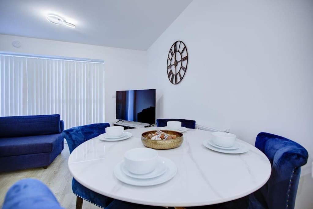 Brand New apartment next to Lakeside Shopping mall, Essex, West Thurrock, foto 2