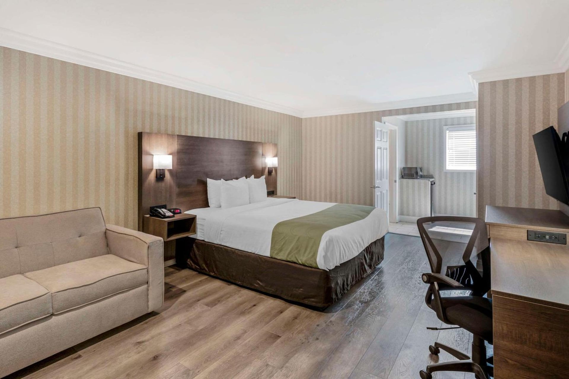 Quality Inn & Suites Anaheim Maingate, Anaheim, foto 4