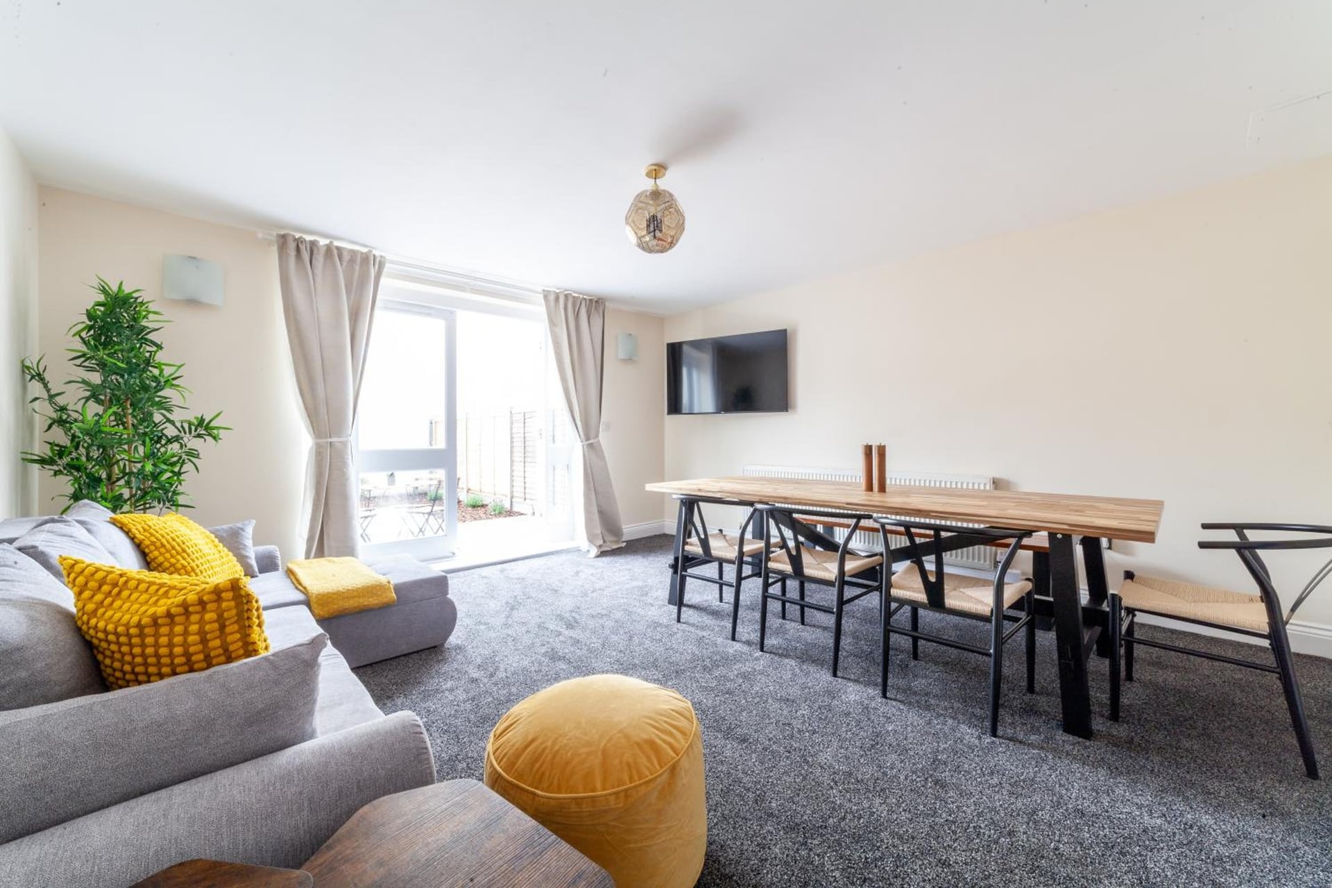 Arte Stays Serviced Houses Stratford - 3 Bedrooms 2 Bathrooms Houses London, Stratford, Maryland, Free Parking, Garden, Weekly or Monthly Stays - up to 8 g, London, foto 3
