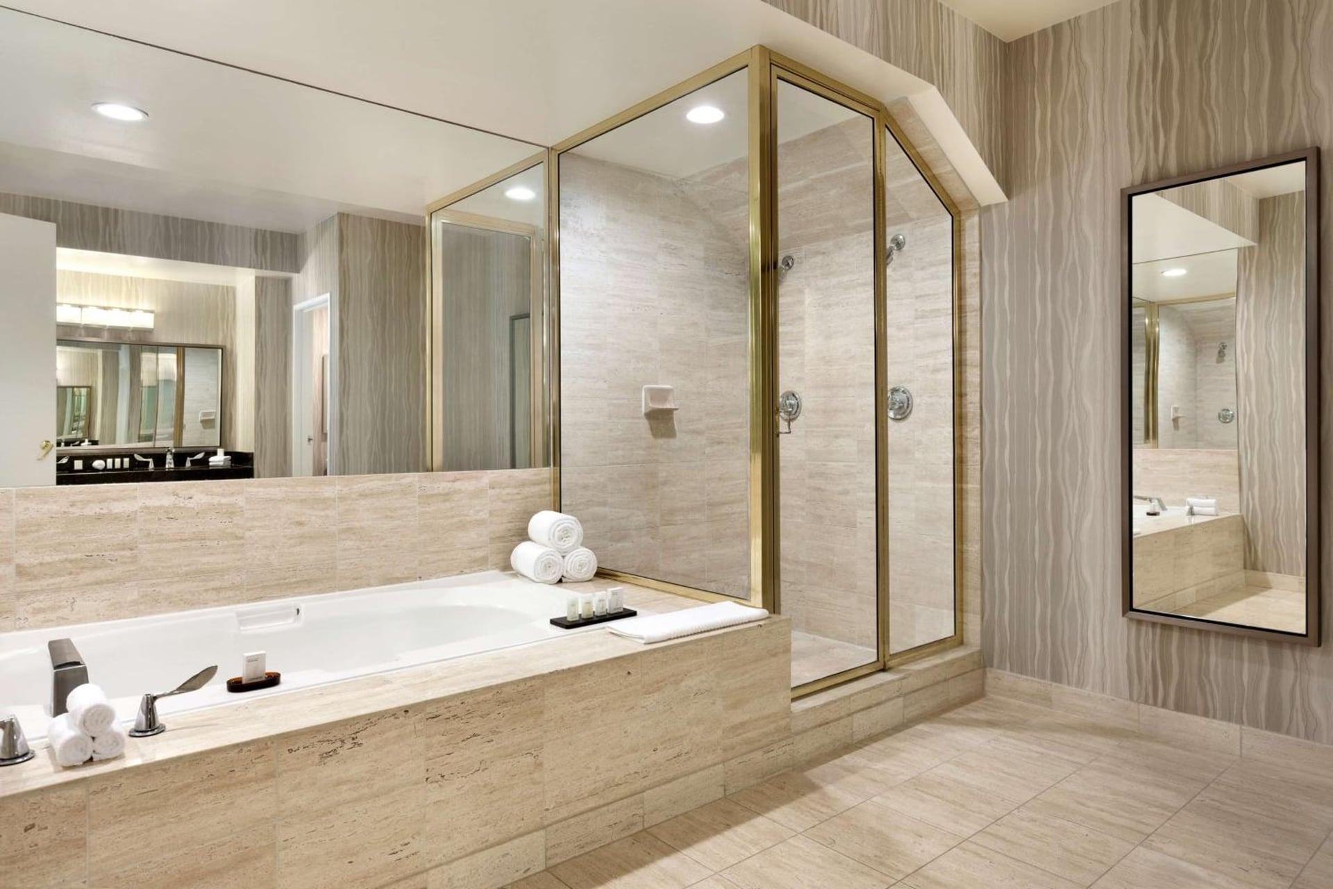 Embassy Suites by Hilton Brea - North Orange County, Brea, foto 5