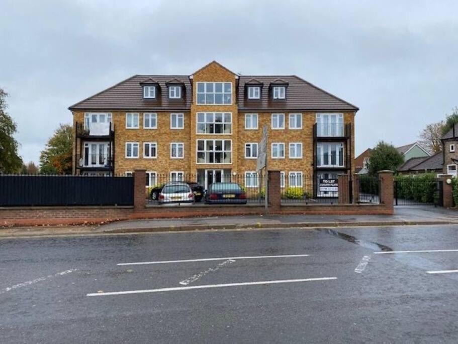 Large Luxury appartment, Cobham, foto 4