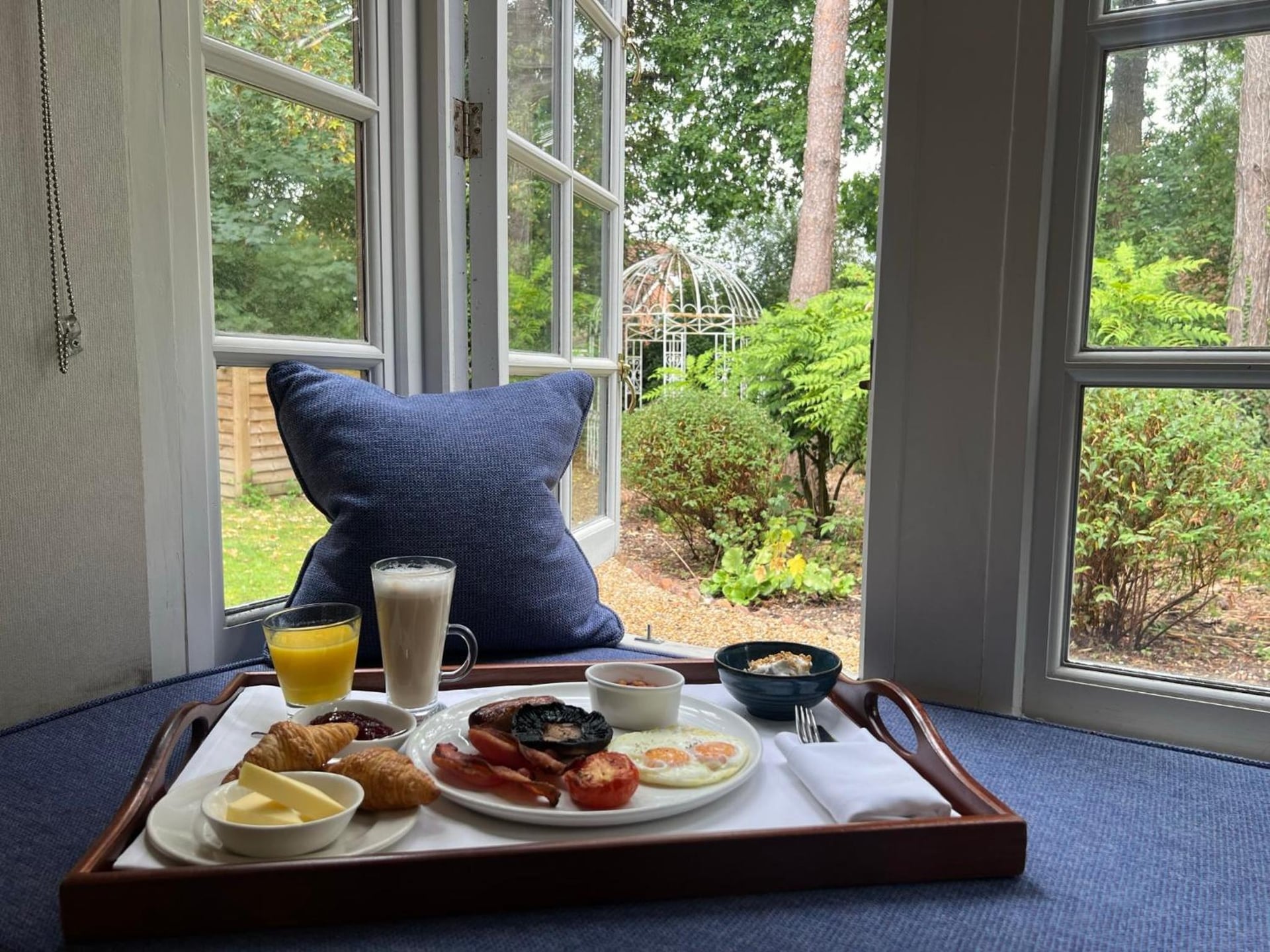 Langshott Manor - Luxury Hotel Gatwick, Horley, foto 4