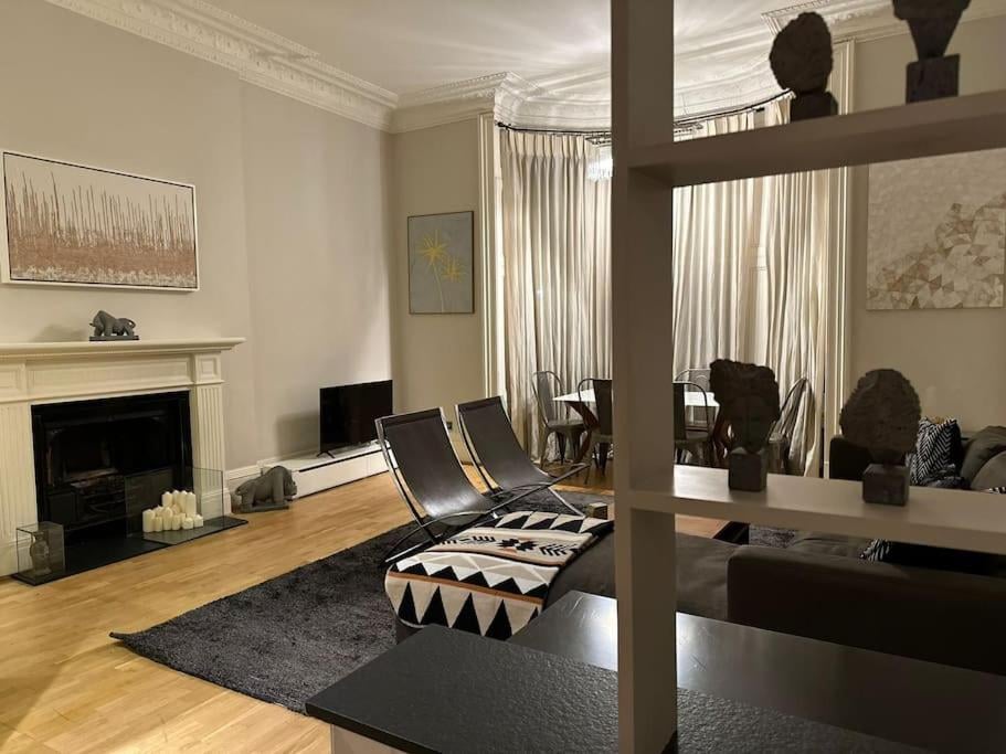 Stunning 2 bed/2bath flat in heart of Kensington, London, foto 3