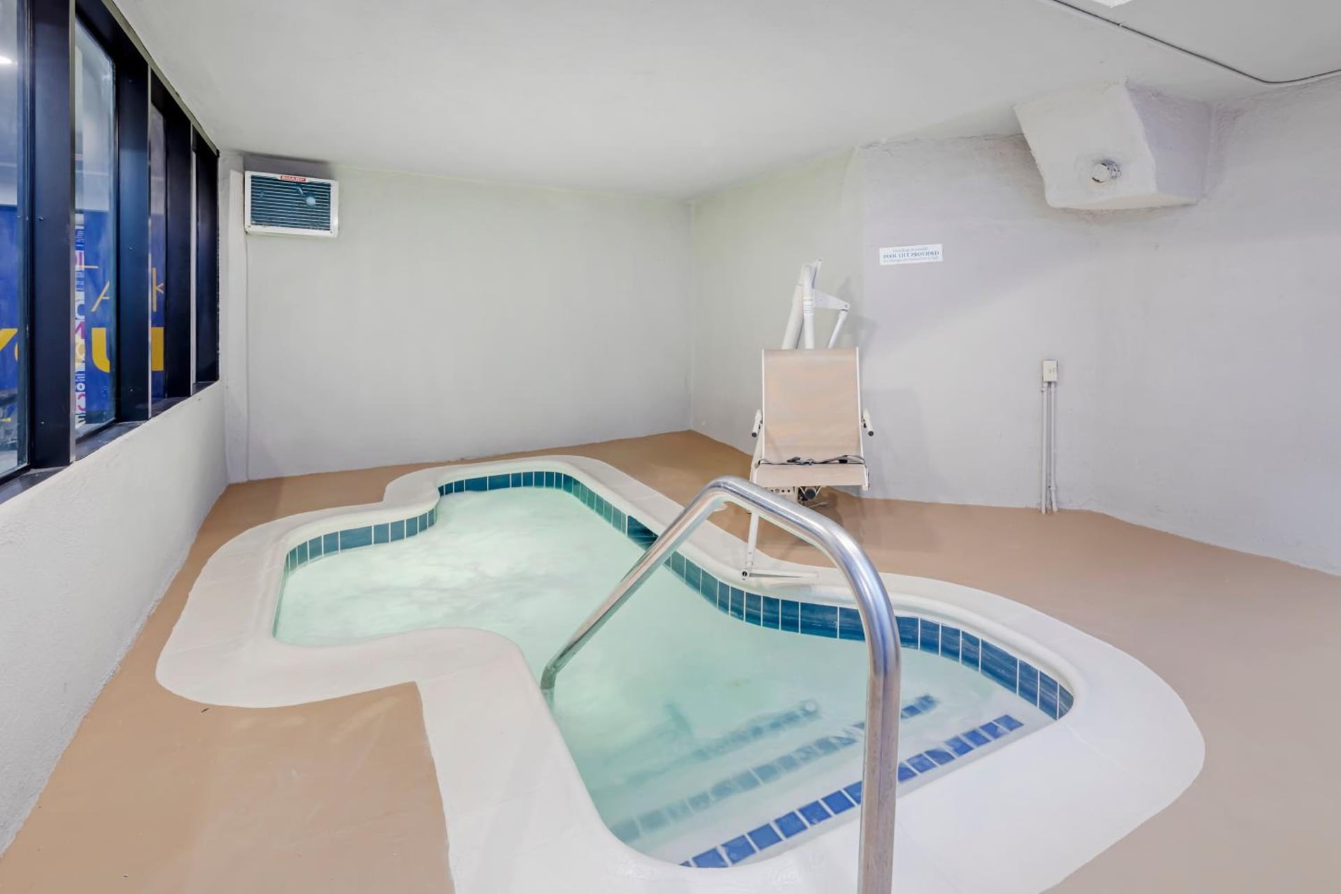 Comfort Inn & Suites Irvine Spectrum, Lake Forest, foto 4