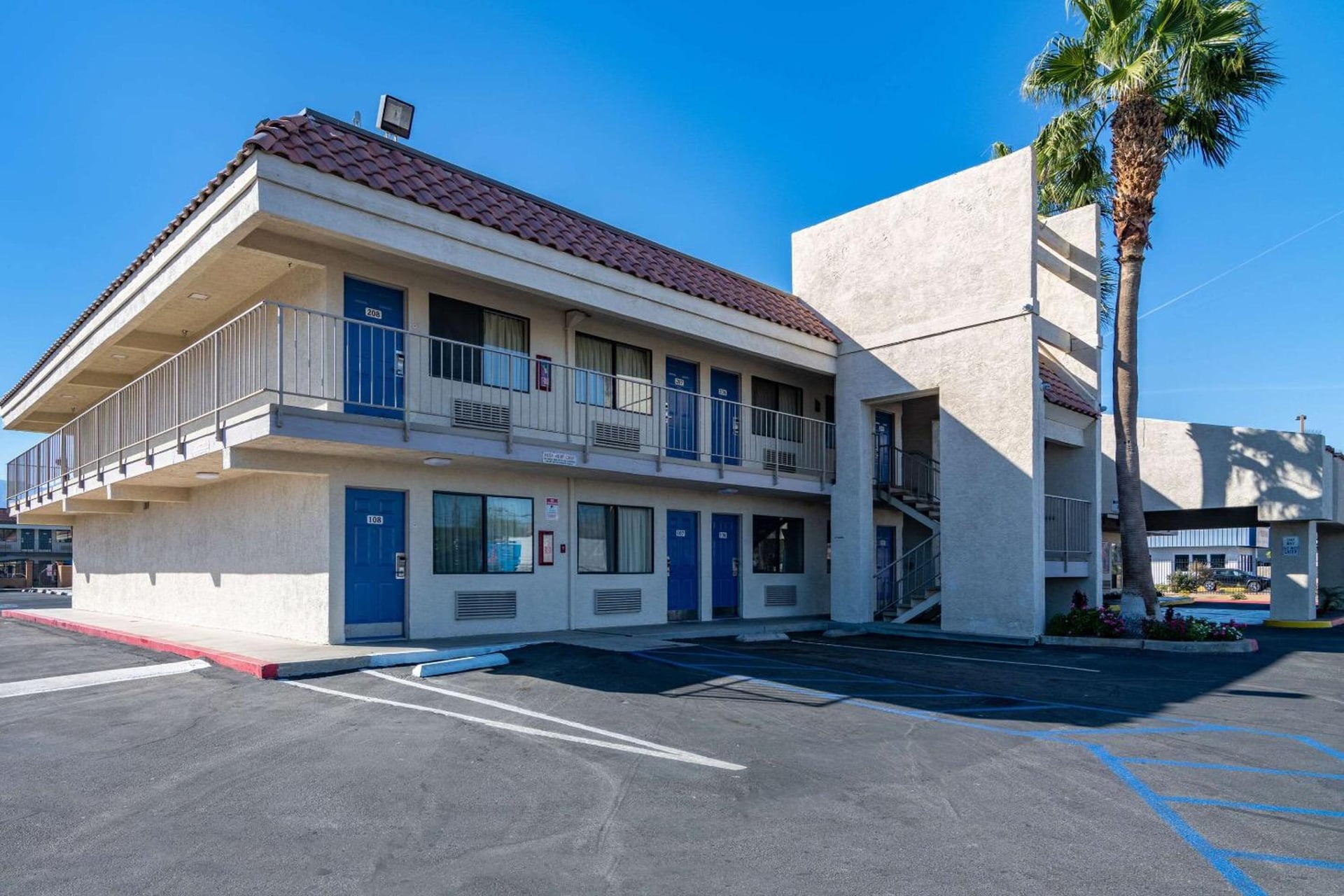 Rodeway Inn & Suites Rancho Mirage - Palm Desert Area, Thousand Palms, foto 4