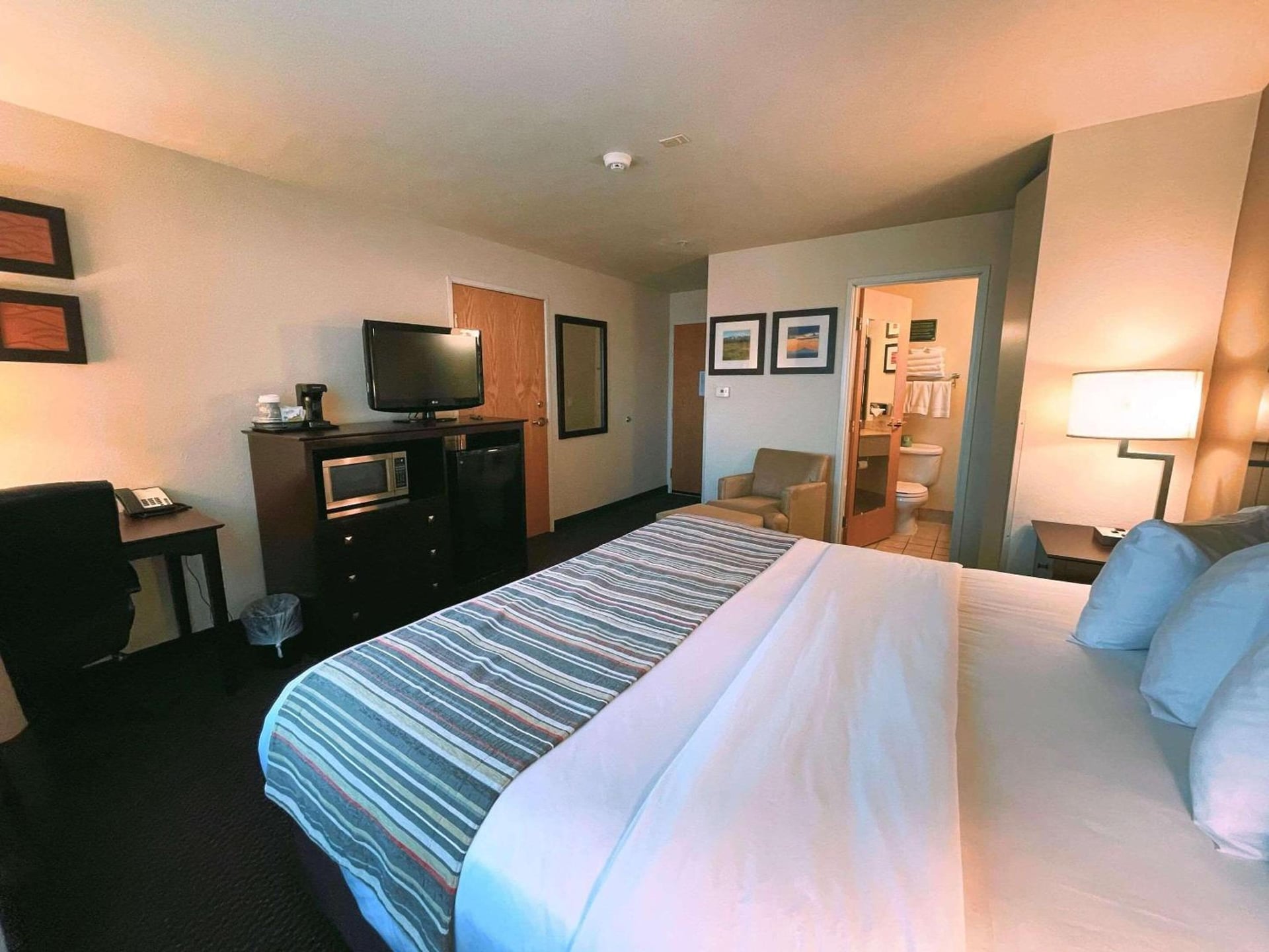 Country Inn & Suites by Radisson, Bend, OR, Bend, foto 5