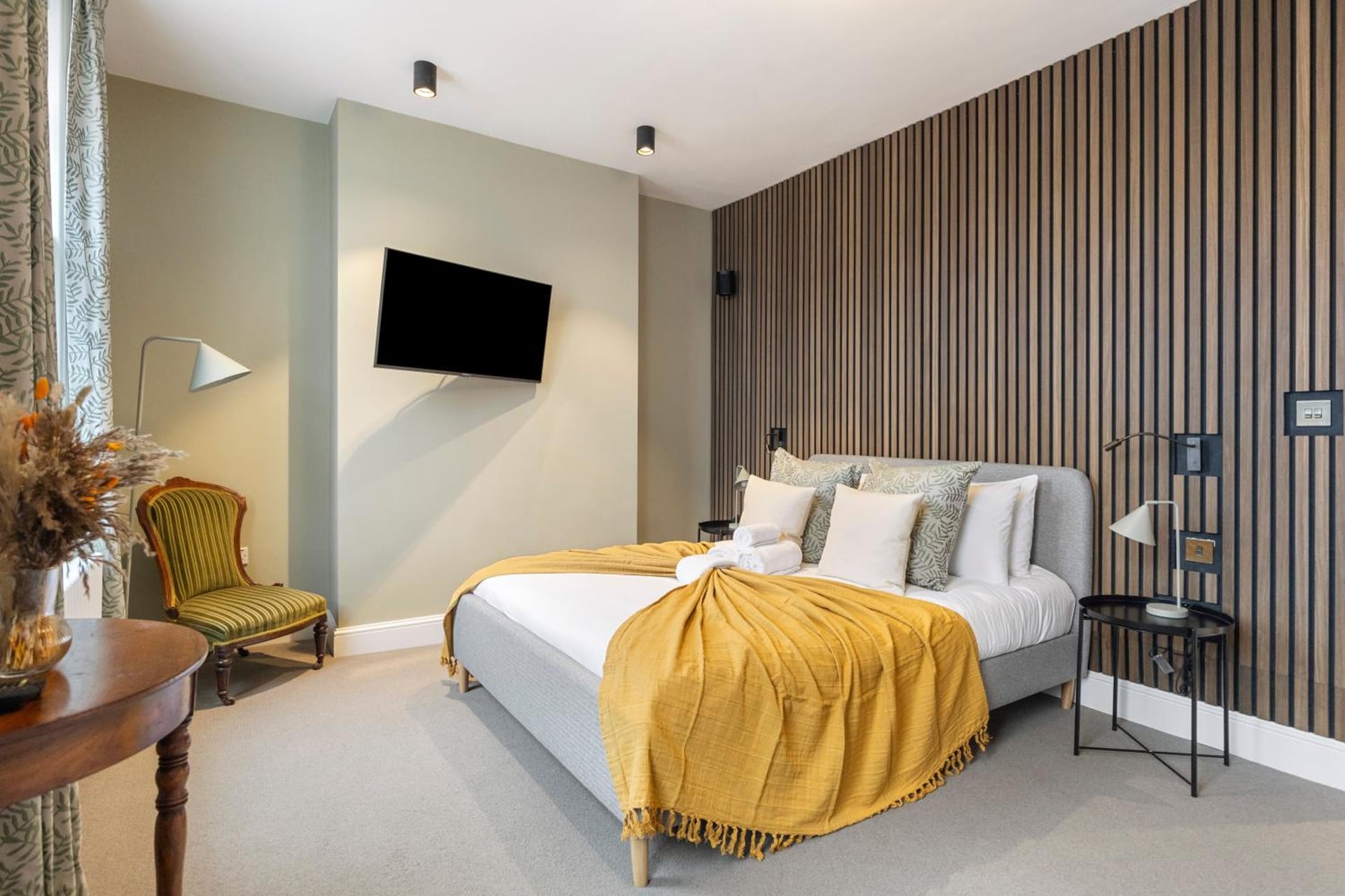 Guest Favorite Private home with King sized bed and Garden newly renovated, London, foto 4