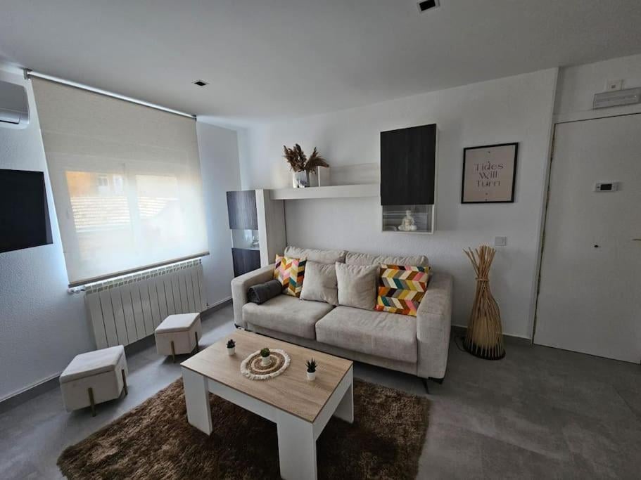 Elegant apartment for 4 pax in Tetuan - Palacios, Madrid, foto 3