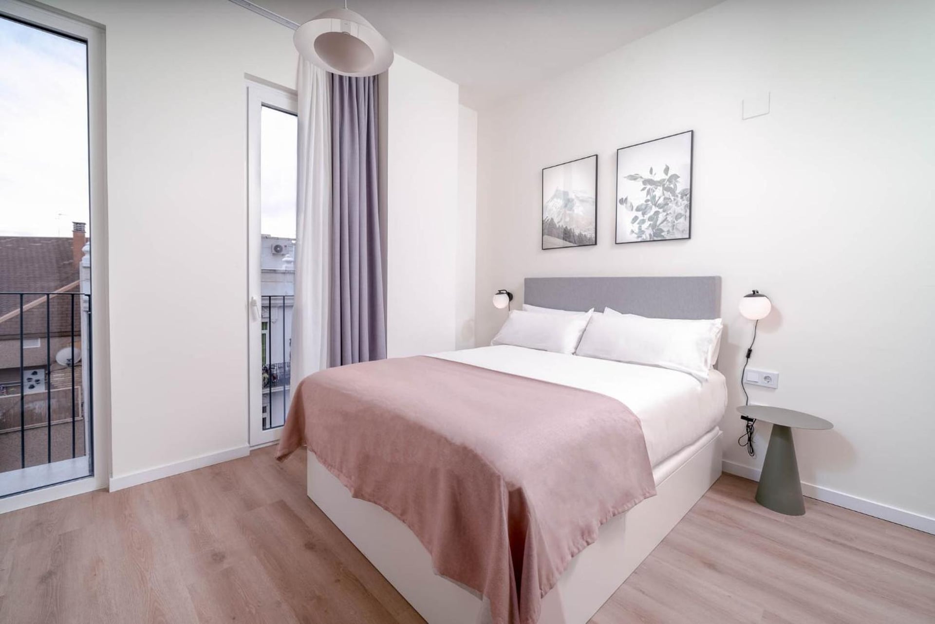 Limehome Valencia Carrer de Sant Jacint, Valencia, foto 3
