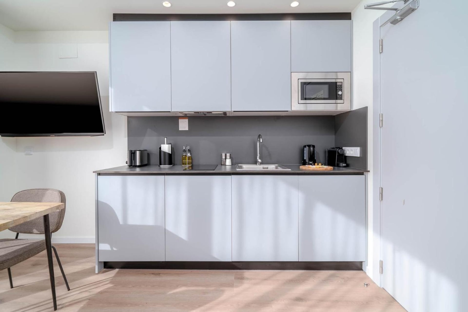 Limehome Valencia Carrer de Sant Jacint, Valencia, foto 4