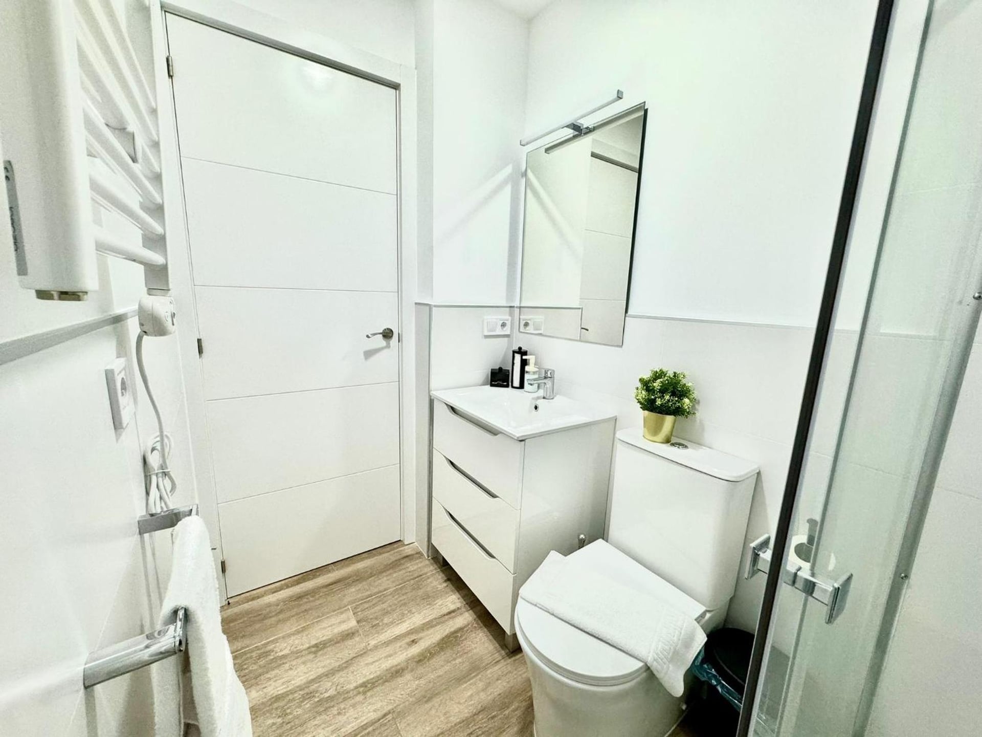 Apartamentos Madrid Connection - Universidad by Oshun Apartments, Madrid, foto 2