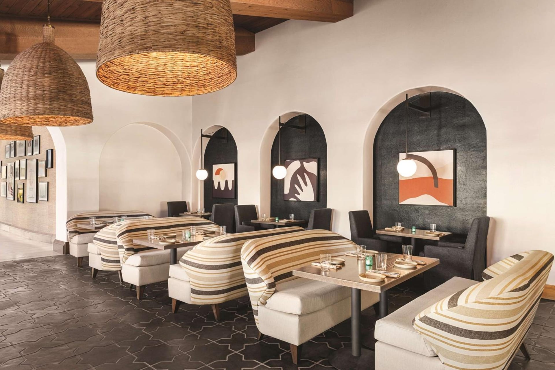 Zachari Dunes on Mandalay Beach, Curio Collection by Hilton, Oxnard, foto 5
