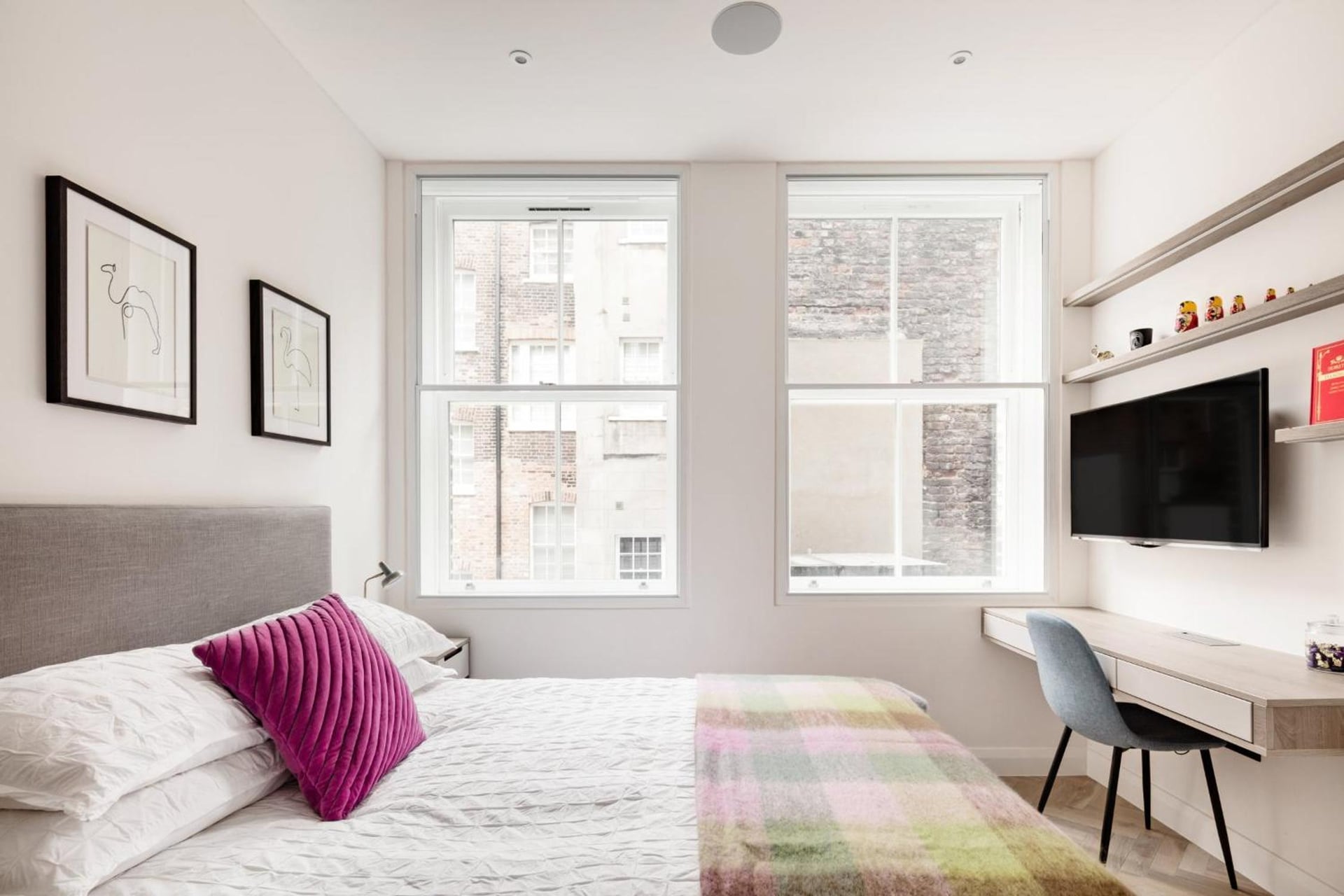 Modern Apartment & Rooms at Charing Cross, London, foto 4