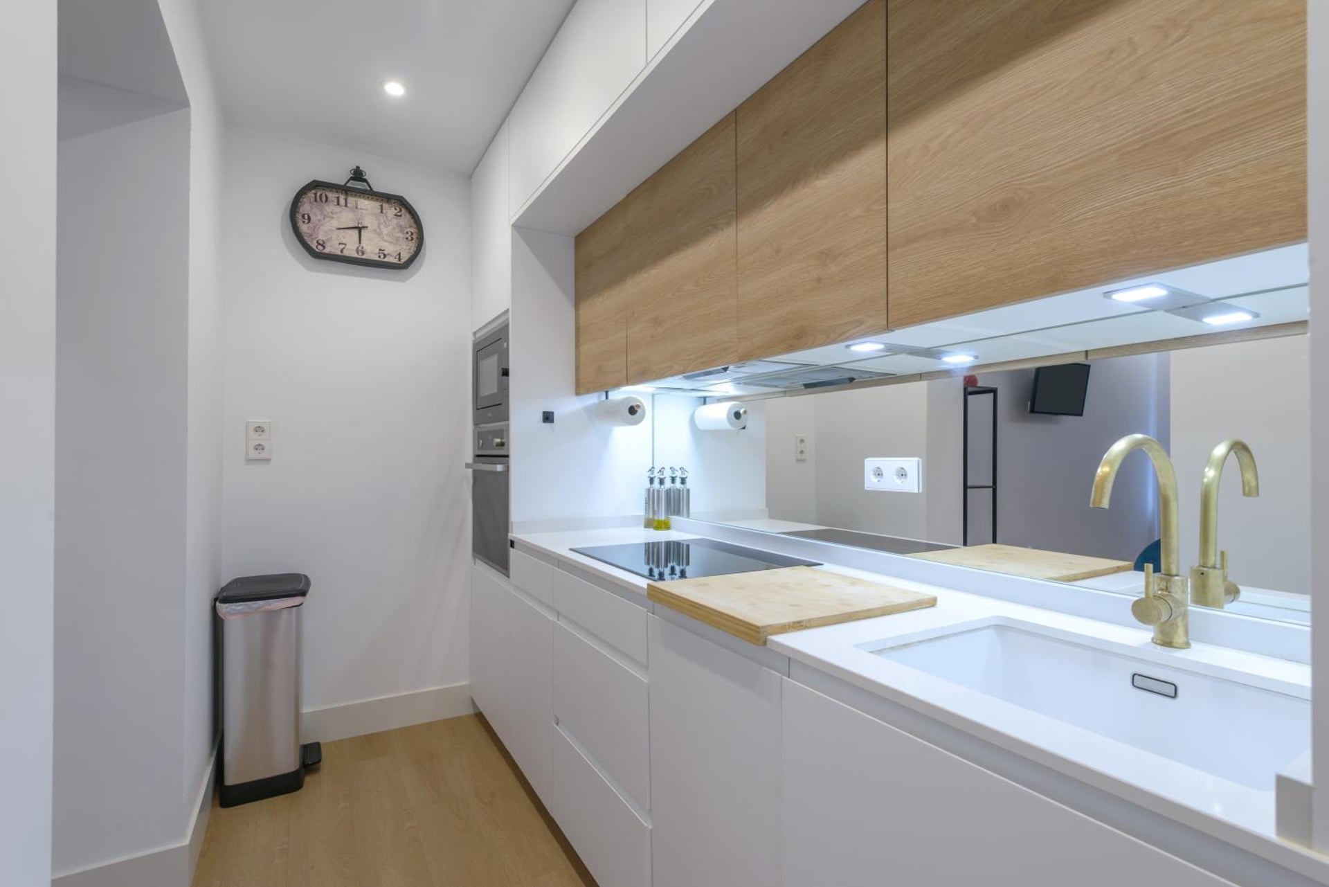 Gran Via NEW 2BR 1BTH Elevator, Madrid, foto 4