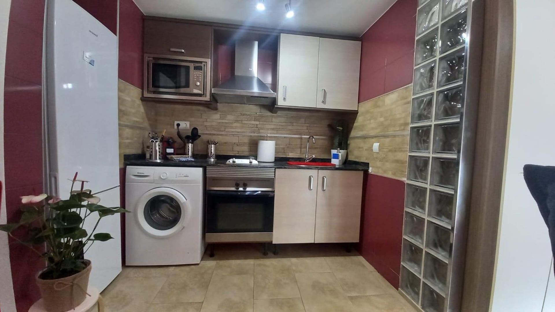 El estudio de las mariposas,sofa cama , cocina y baño, La Cañada, foto 2