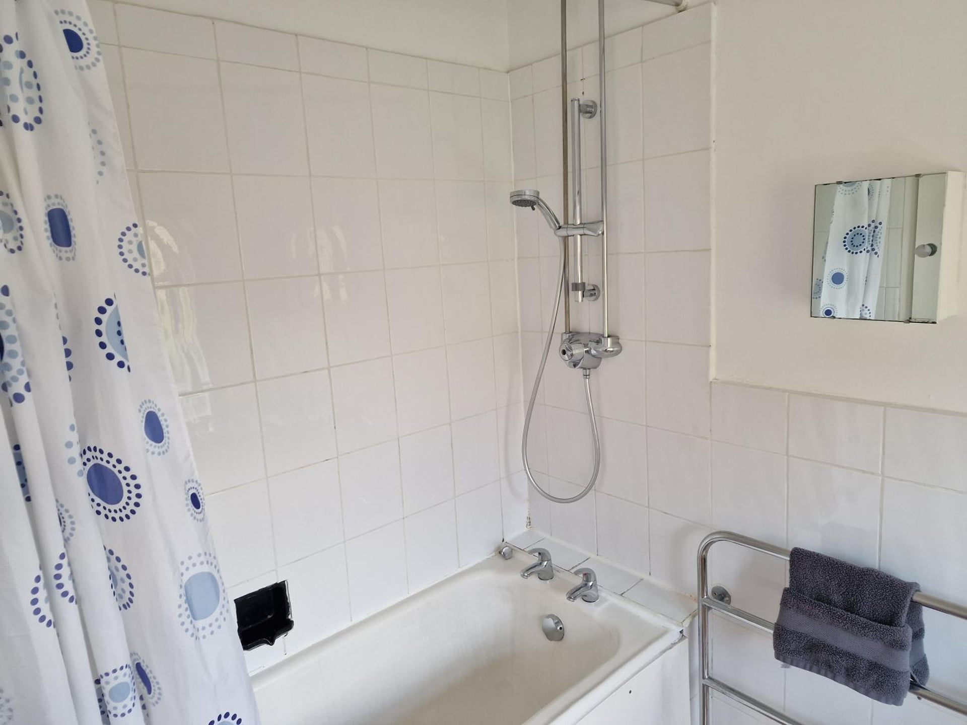 Millmead Apartment in central Guildford with parking, Guildford, foto 4
