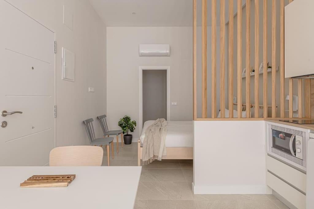Beautiful studio in Tetuan for 2 pax - Bj A, Madrid, foto 2