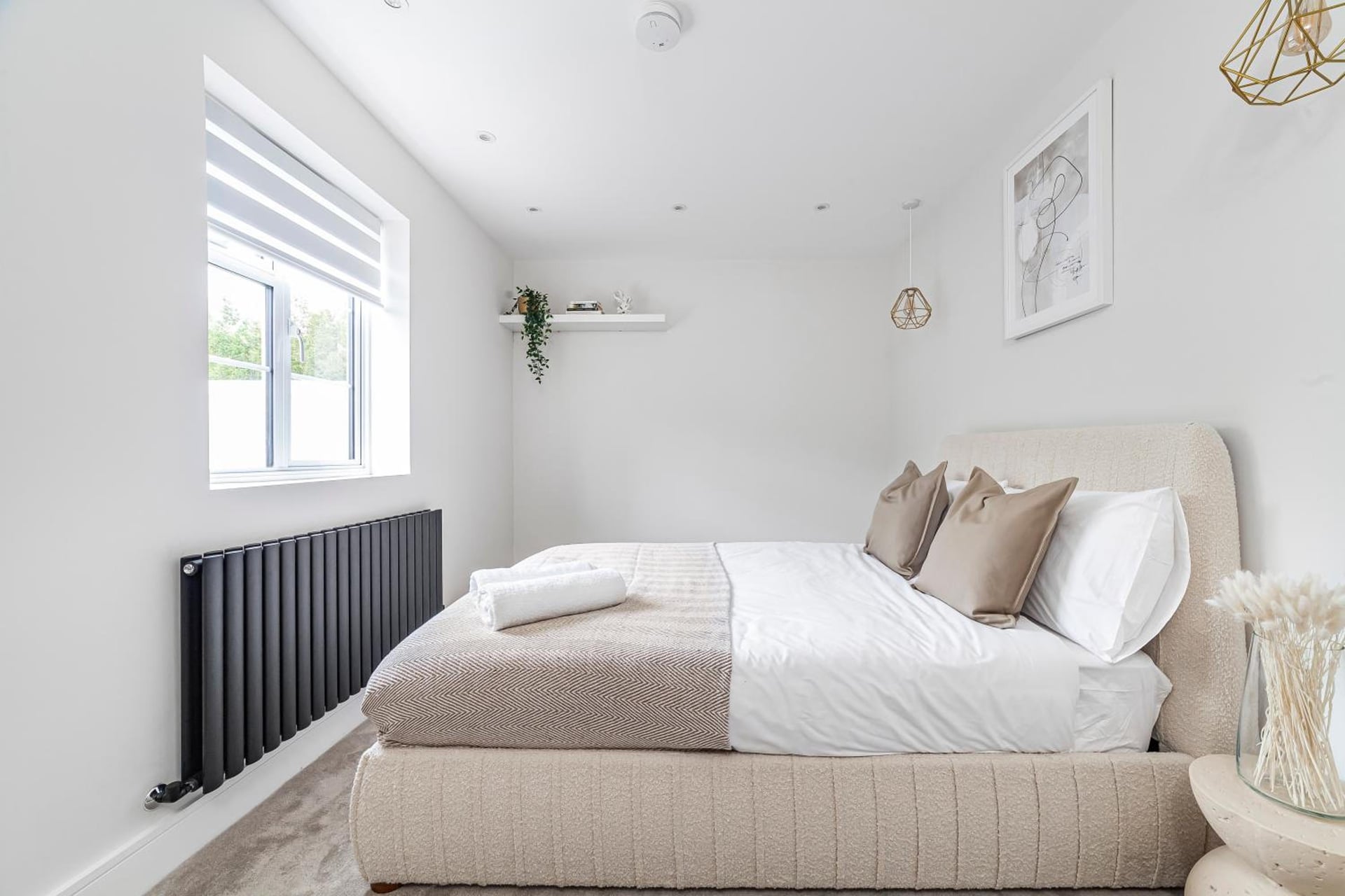 Arte Stays - Serviced Apartments for Leisure and Business - Private Parking - 12 minutes walking from Wembley Stadium, London, foto 5