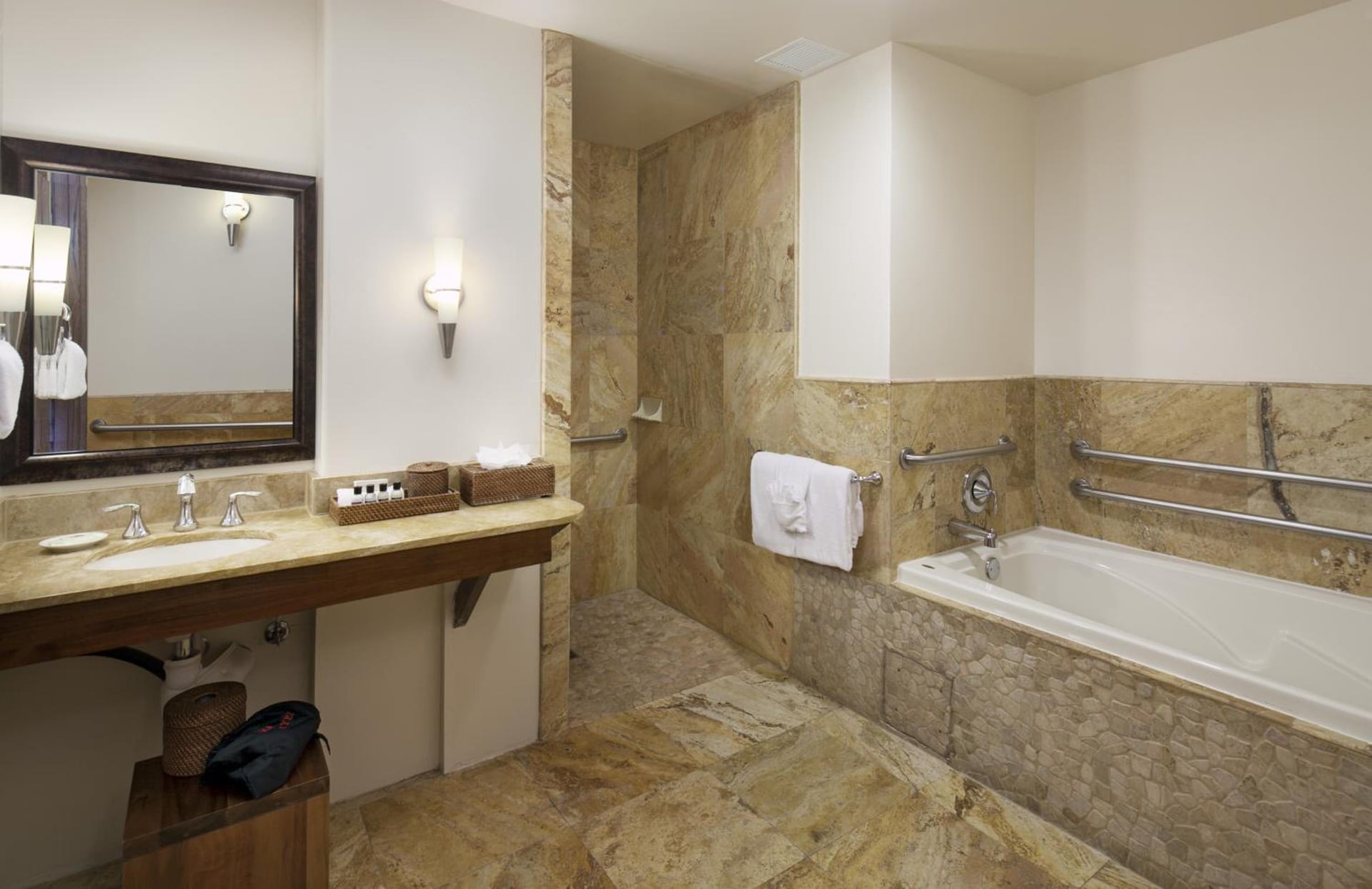 El Colibri Hotel & Spa, Cambria, foto 5