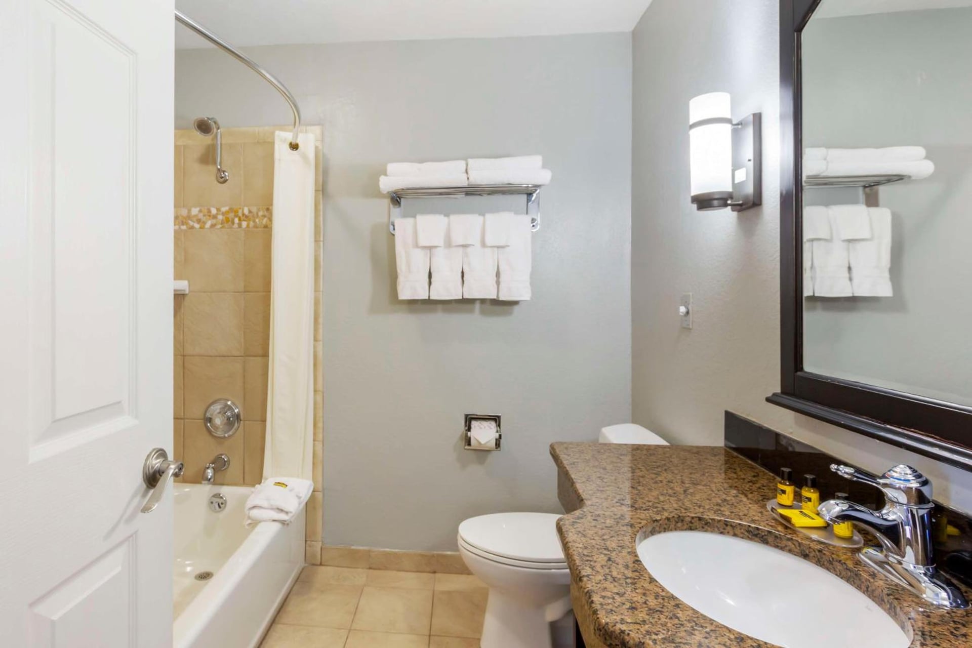 Best Western Plus Weston Inn, Logan, foto 4