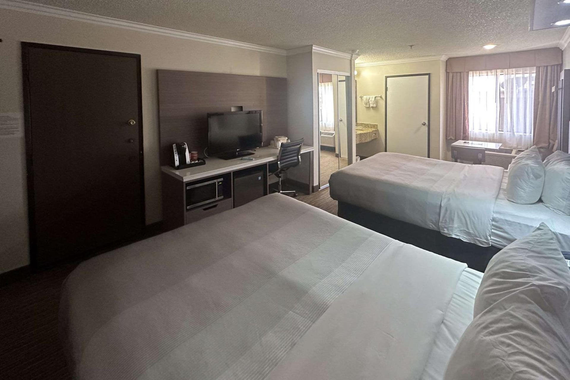 Quality Inn & Suites Los Angeles Airport - Stadium District, Inglewood, foto 4