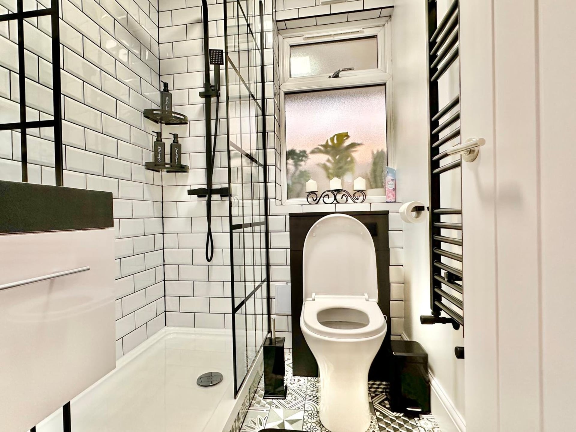 Newly refurbished ,chic, attractive 3 bedroom flat, London, foto 5