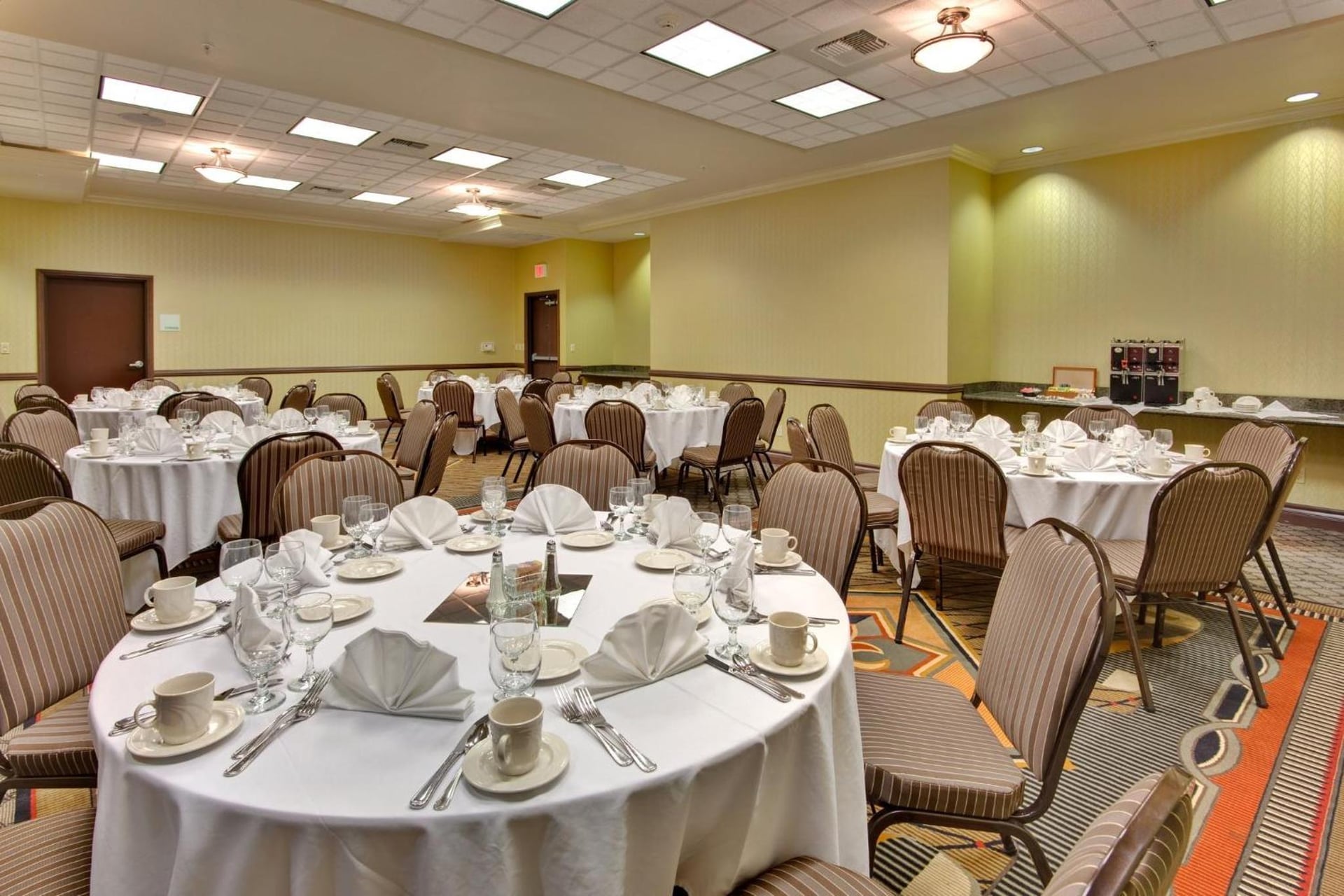 Holiday Inn & Suites Bakersfield by IHG, Bakersfield, foto 2
