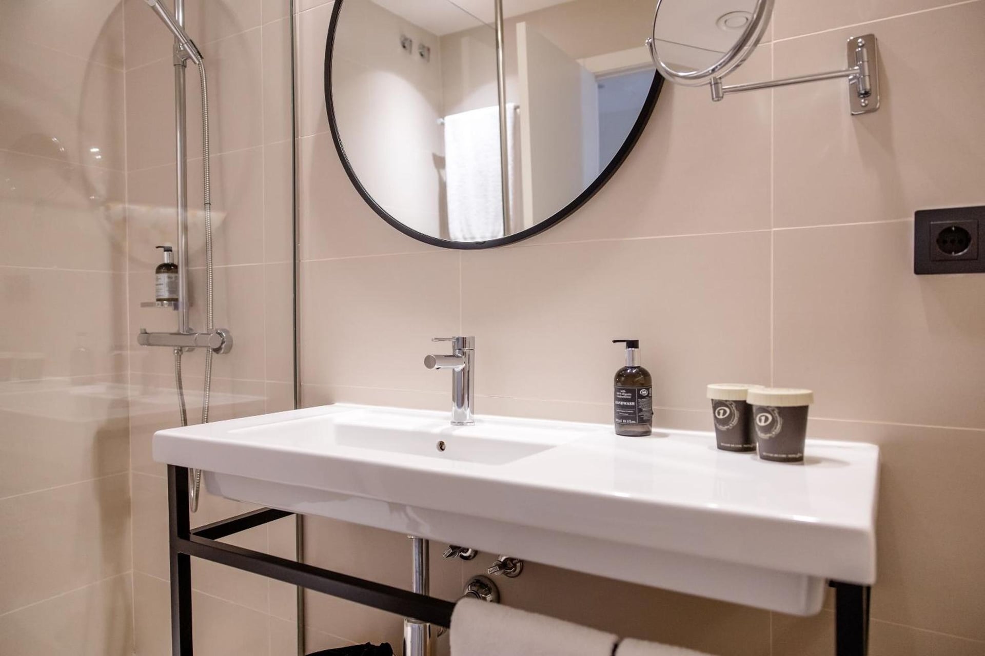 Motel One Madrid-Plaza de España, Madrid, foto 3