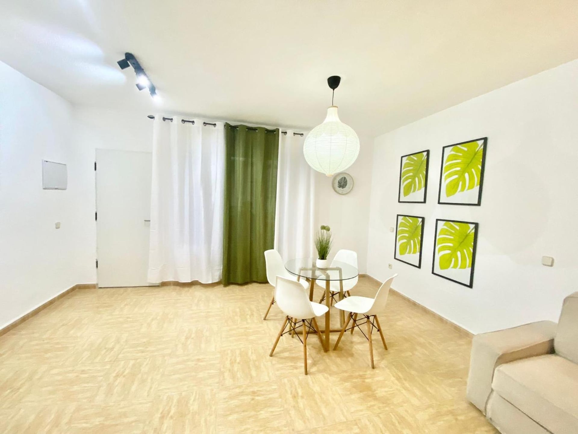 Méndez Álvaro Callejo Street, Madrid, foto 4