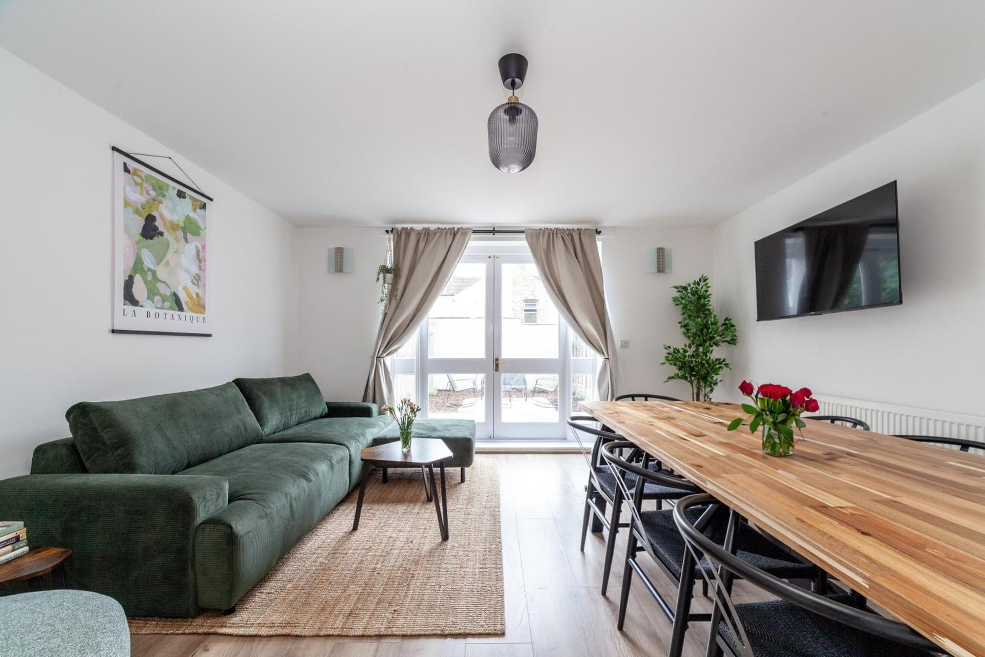 Arte Stays Serviced Houses Stratford - 3 Bedrooms 2 Bathrooms Houses London, Stratford, Maryland, Free Parking, Garden, Weekly or Monthly Stays - up to 8 g, London, foto 4