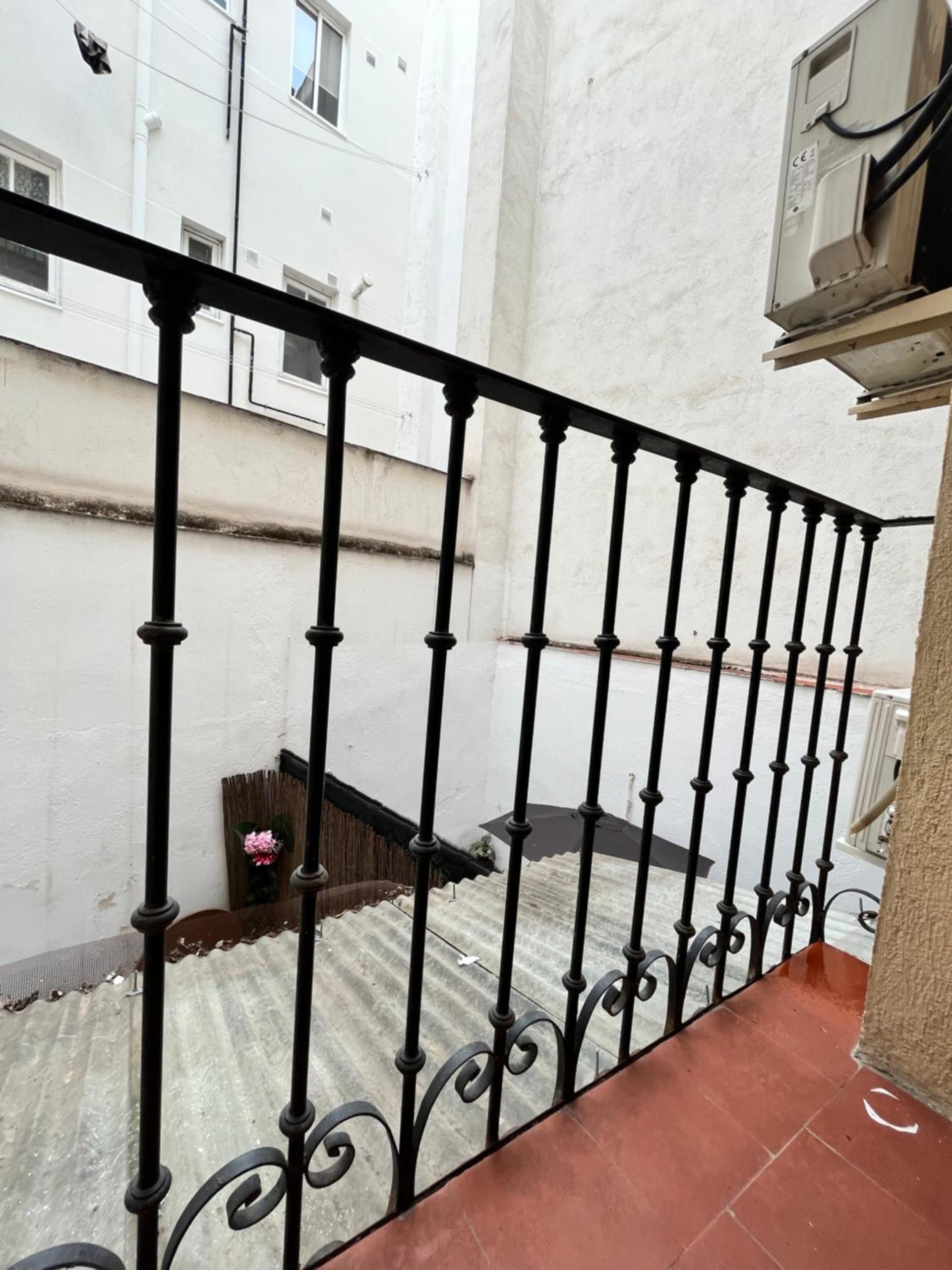 Santa Isabel Centro Temporal, Madrid, foto 5