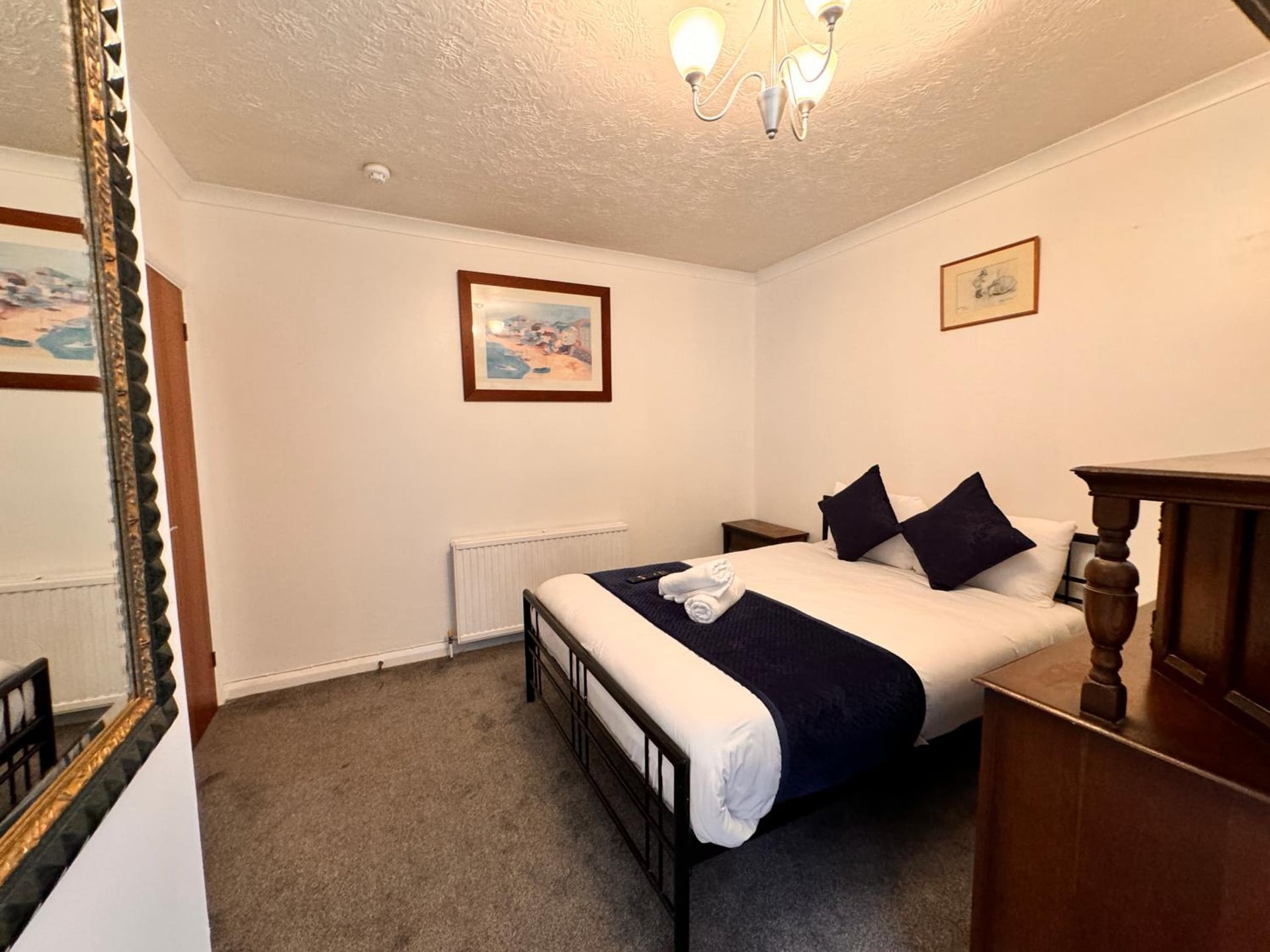 High Trees Guest House Gatwick, Horley, foto 2